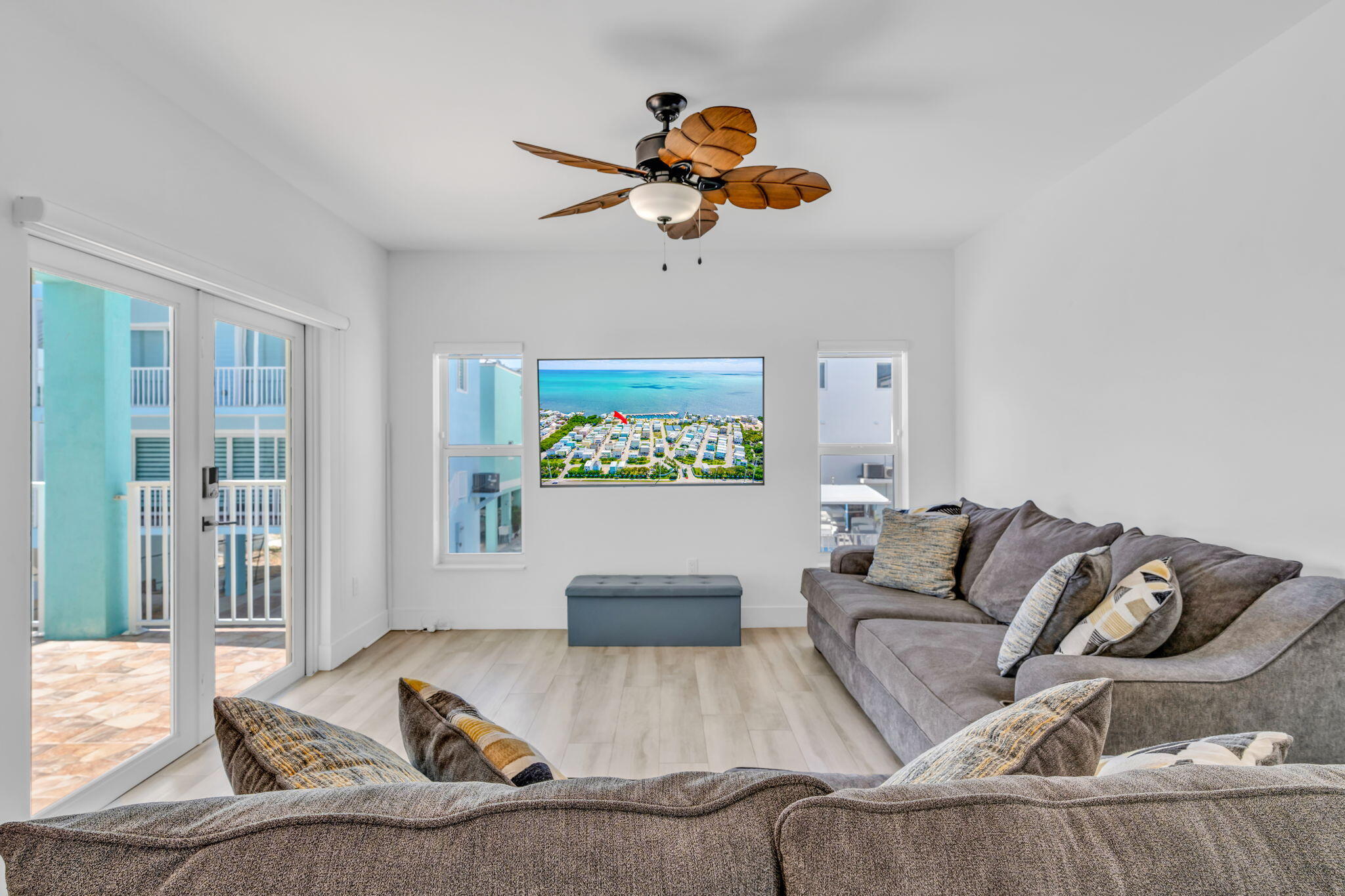 94825 Overseas Highway Unit: 175