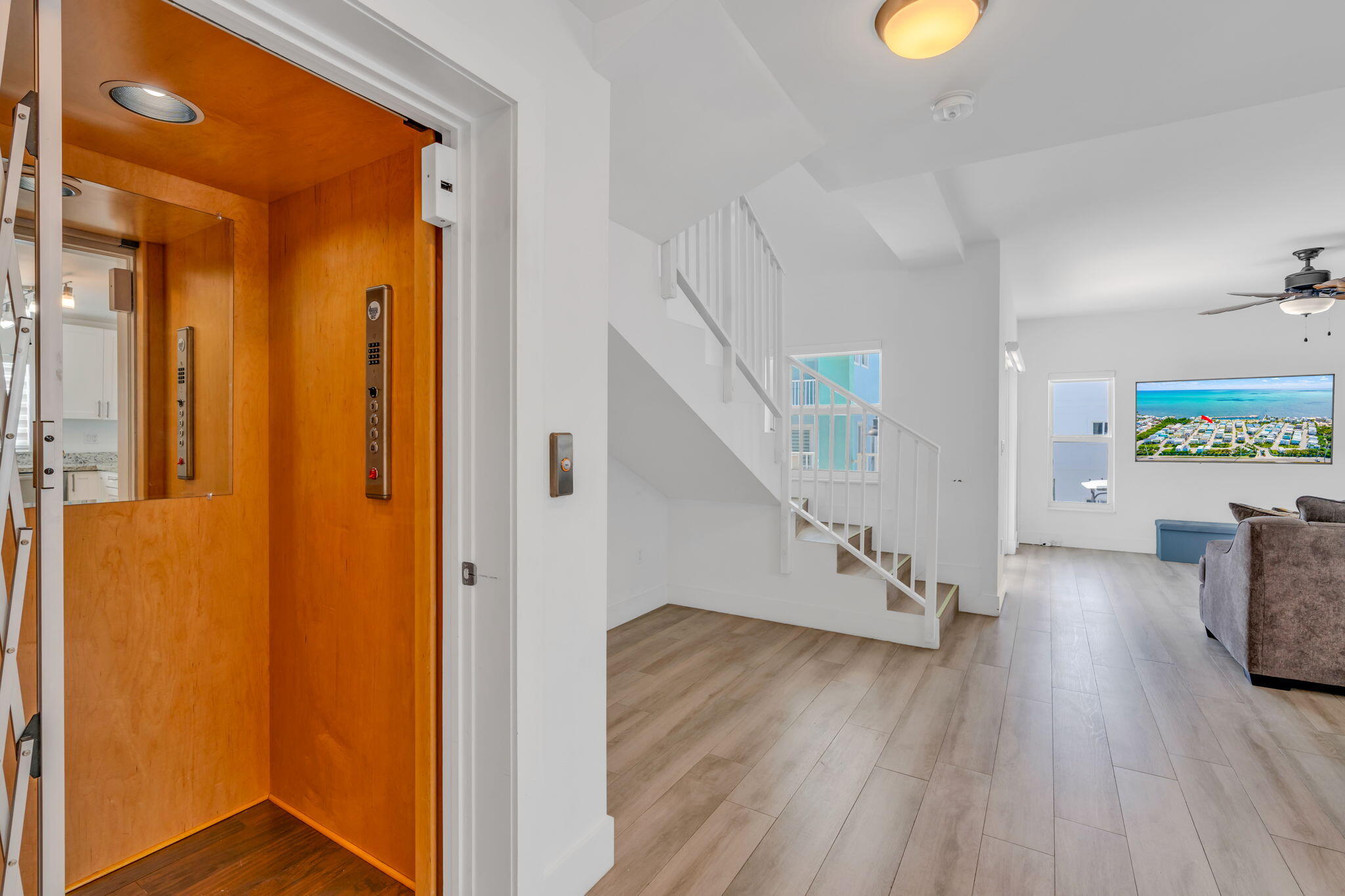 94825 Overseas Highway Unit: 175