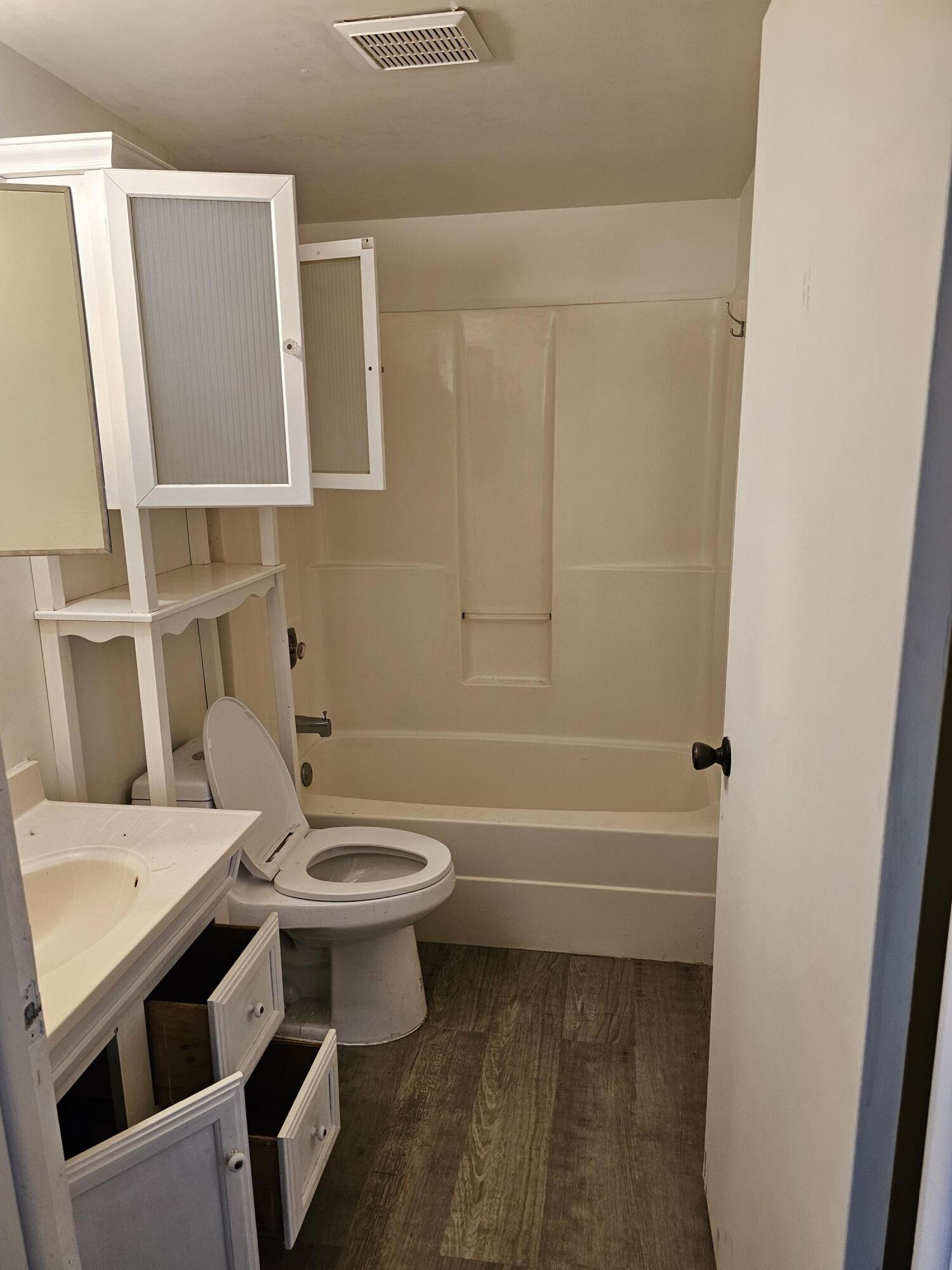 100693 Overseas Highway