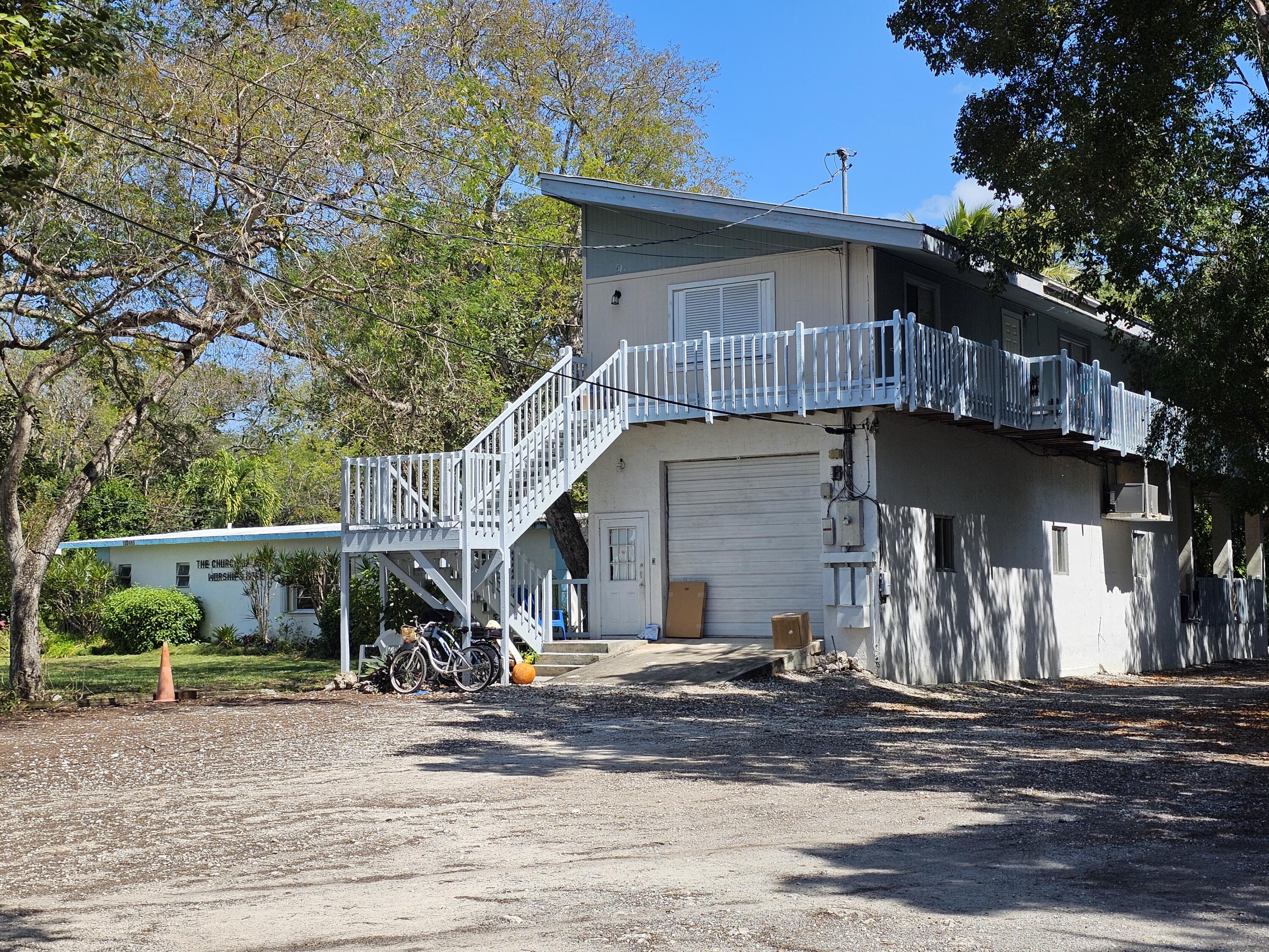 100693 Overseas Highway