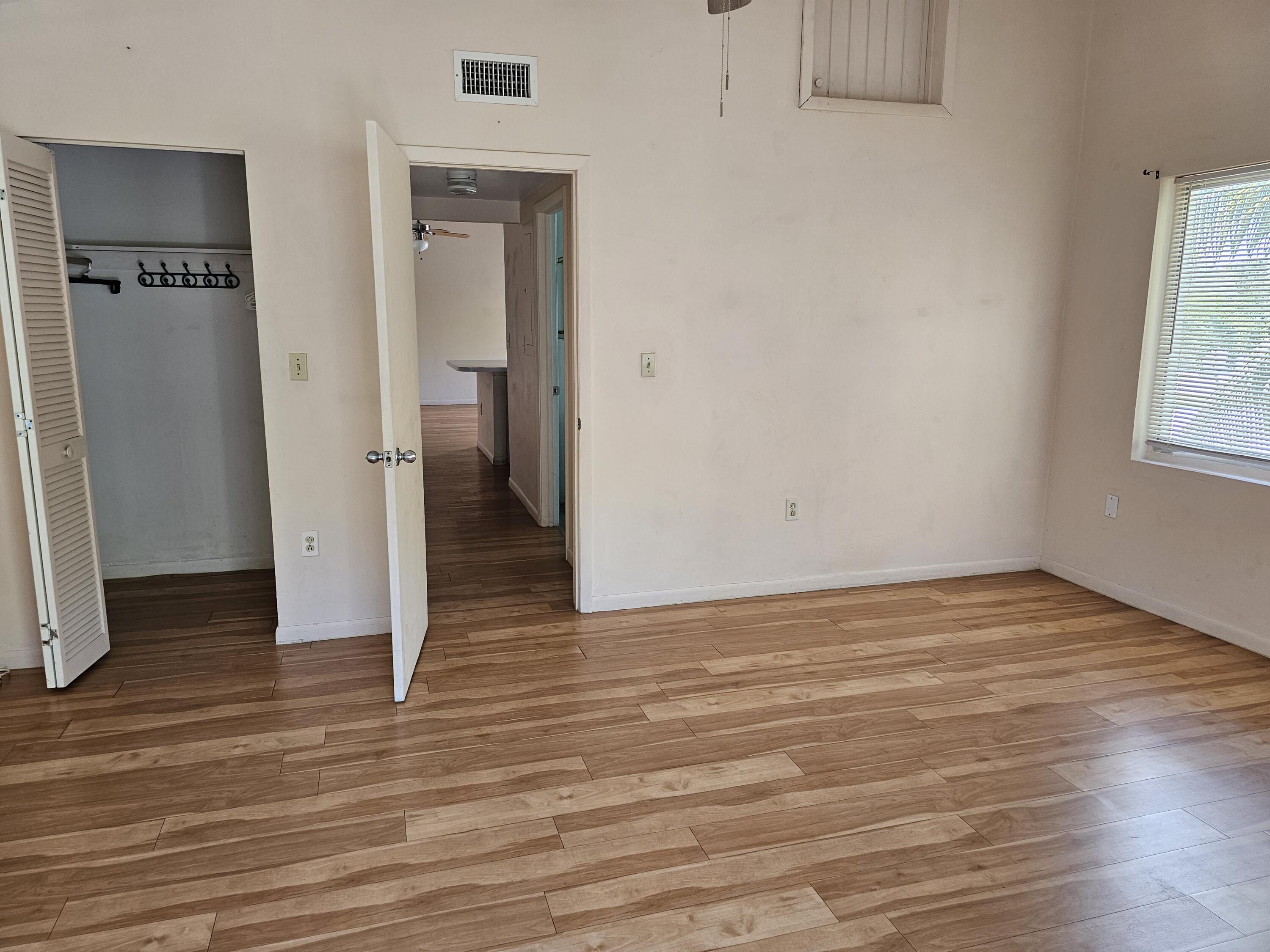 100693 Overseas Highway