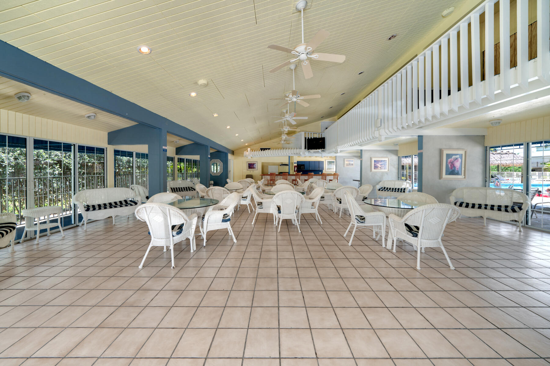 87200 Overseas Highway Unit: B9