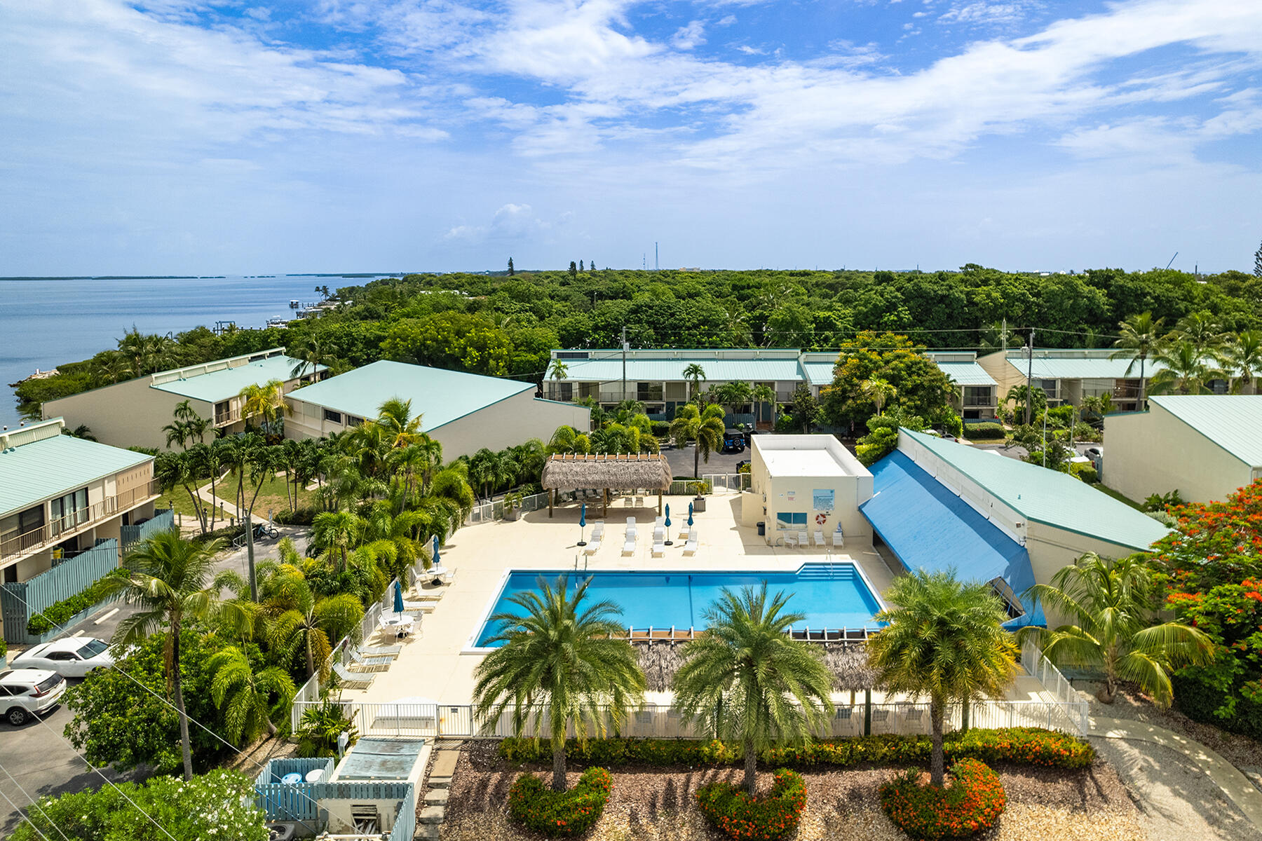 87200 Overseas Highway Unit: B9