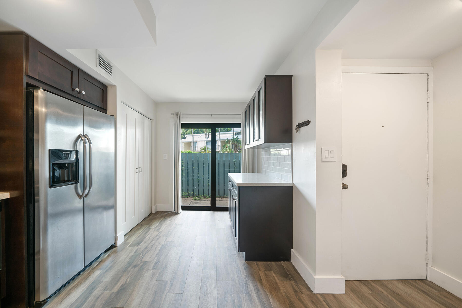 87200 Overseas Highway Unit: B9