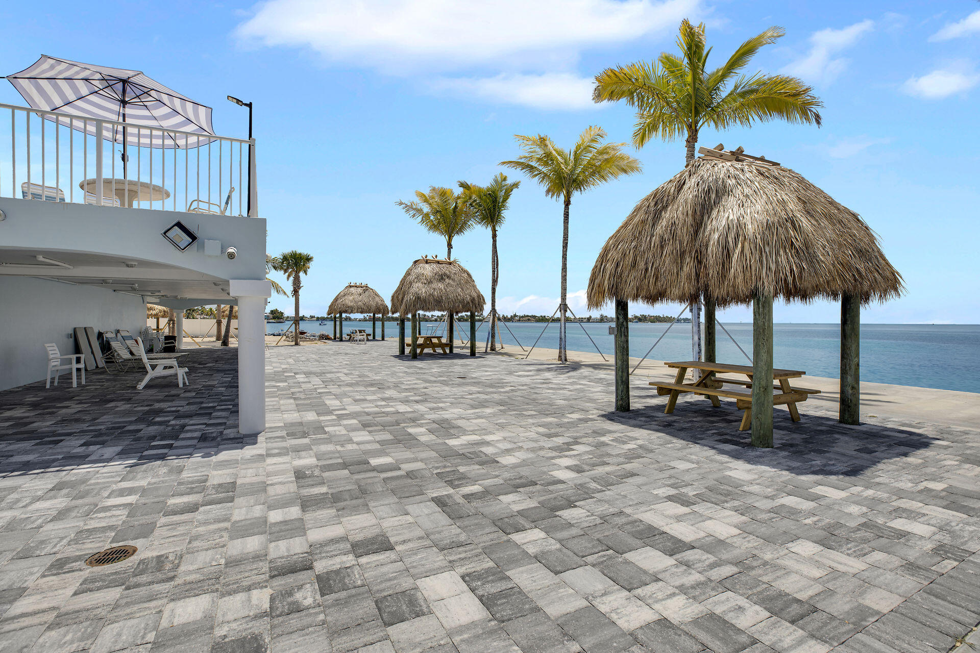 10877 Overseas Highway Unit: 12