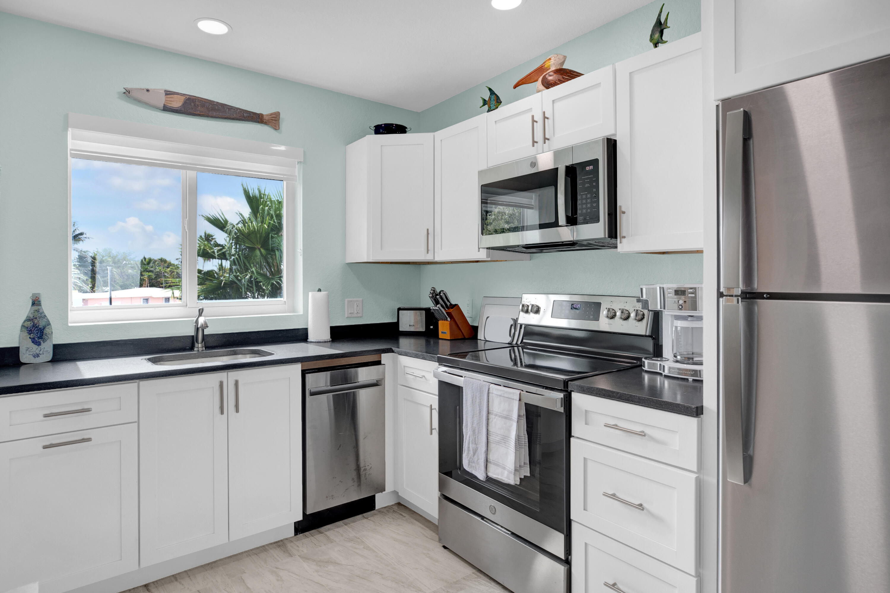 10877 Overseas Highway Unit: 12