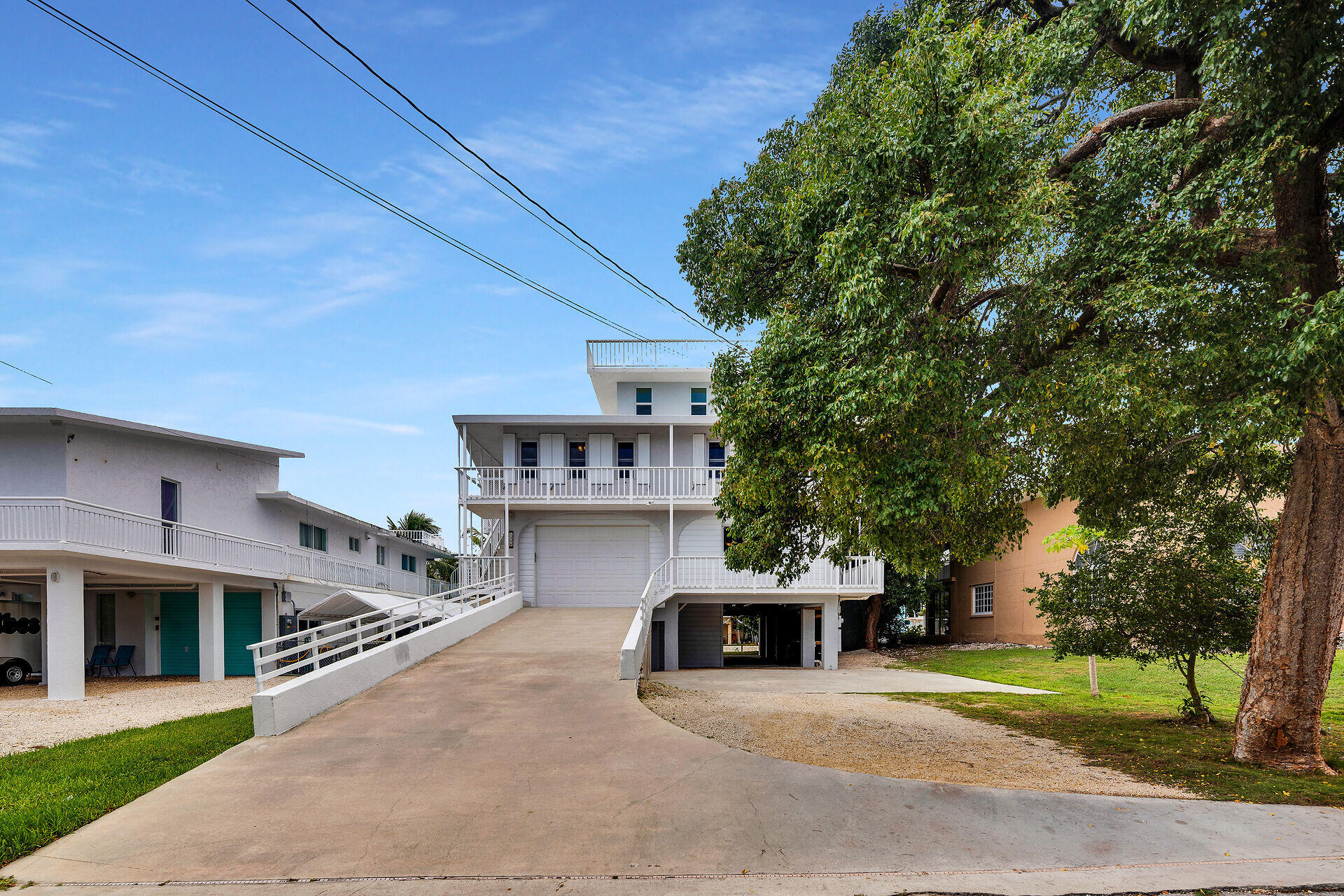 1208 Cactus Street
