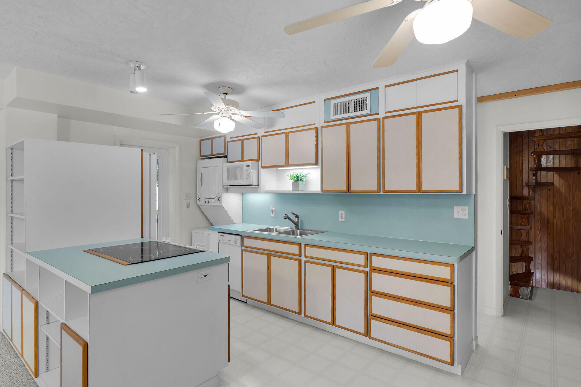 1208 Cactus Street