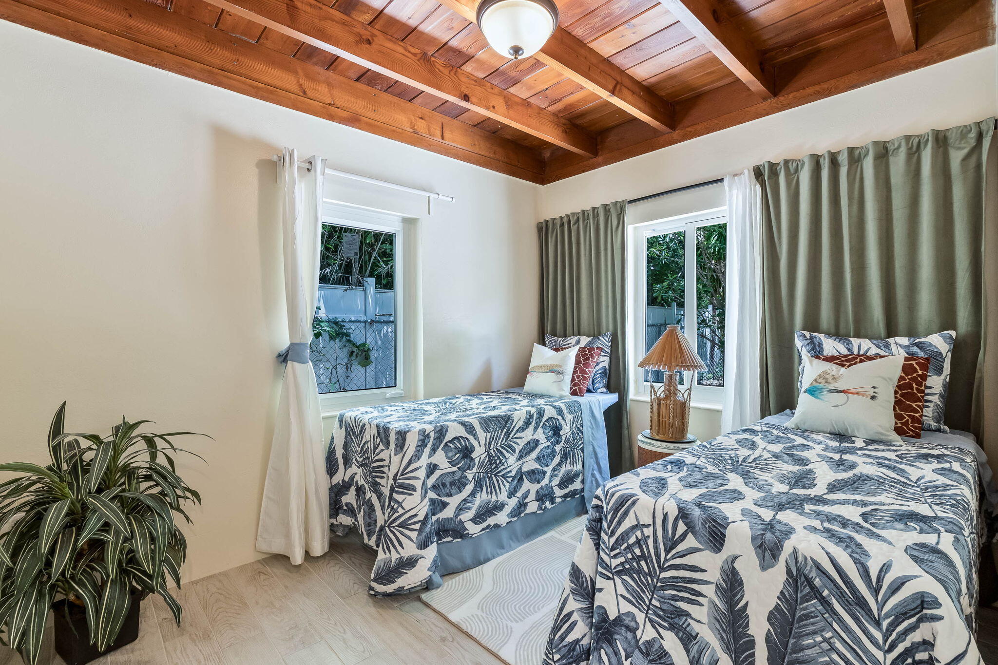 129 S 129 Hammock Road