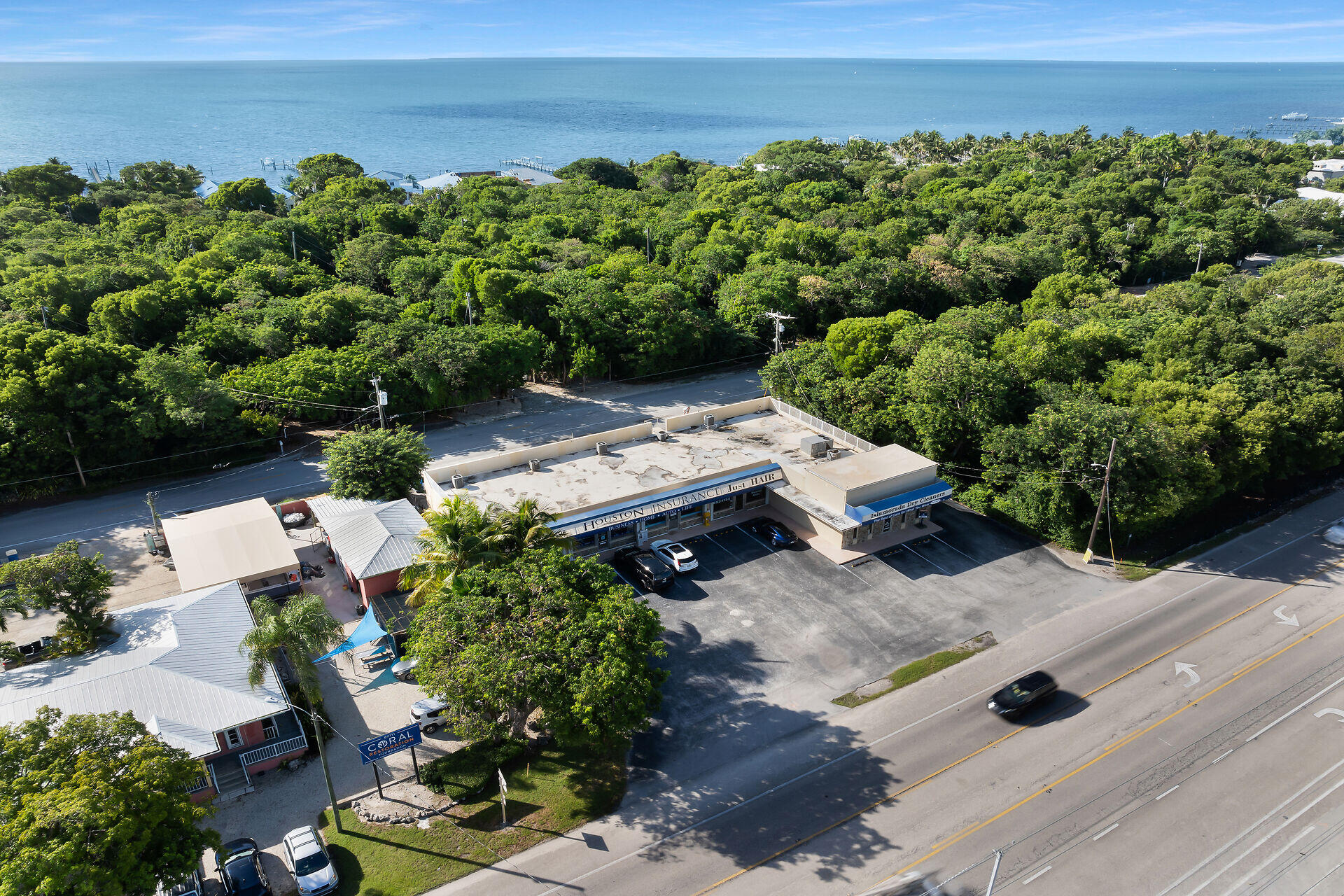 89015 Overseas Highway Unit: 4