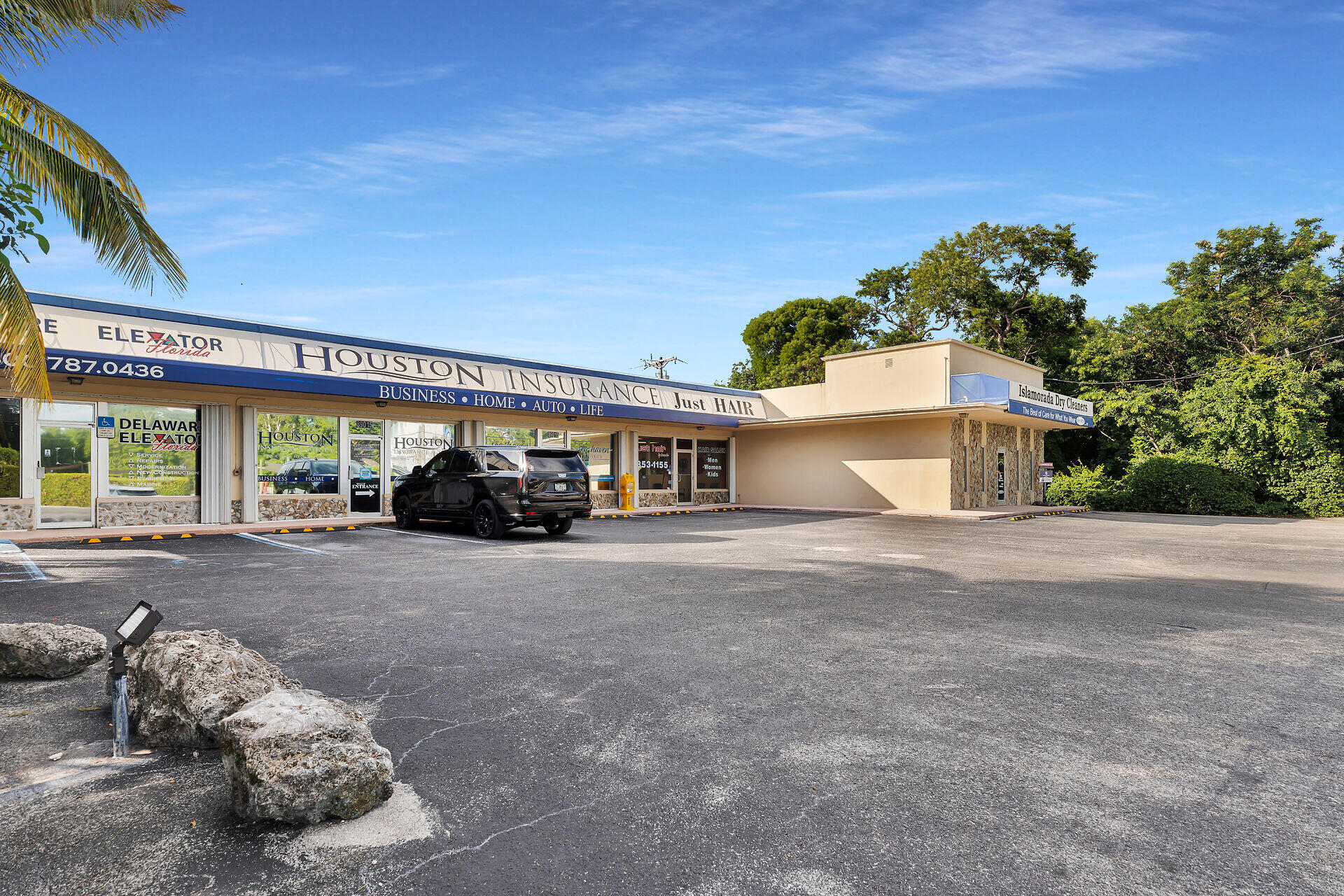 89015 Overseas Highway Unit: 4