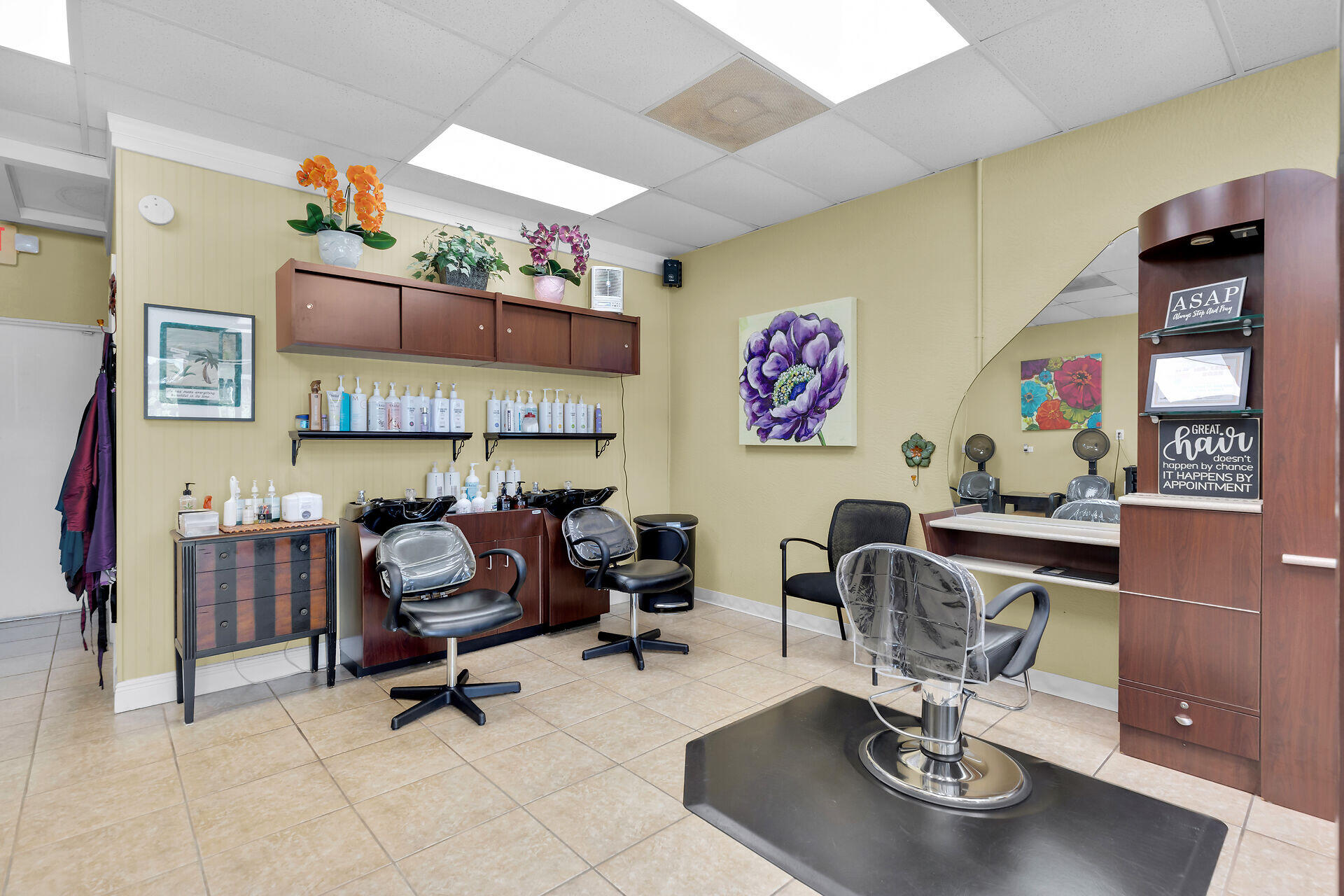89015 Overseas Highway Unit: 4