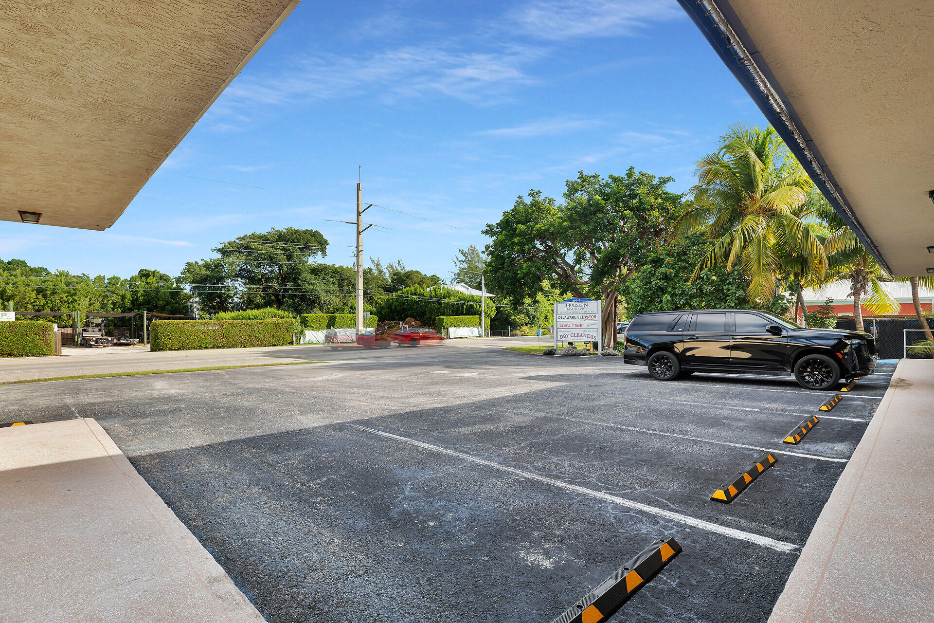89015 Overseas Highway Unit: 4