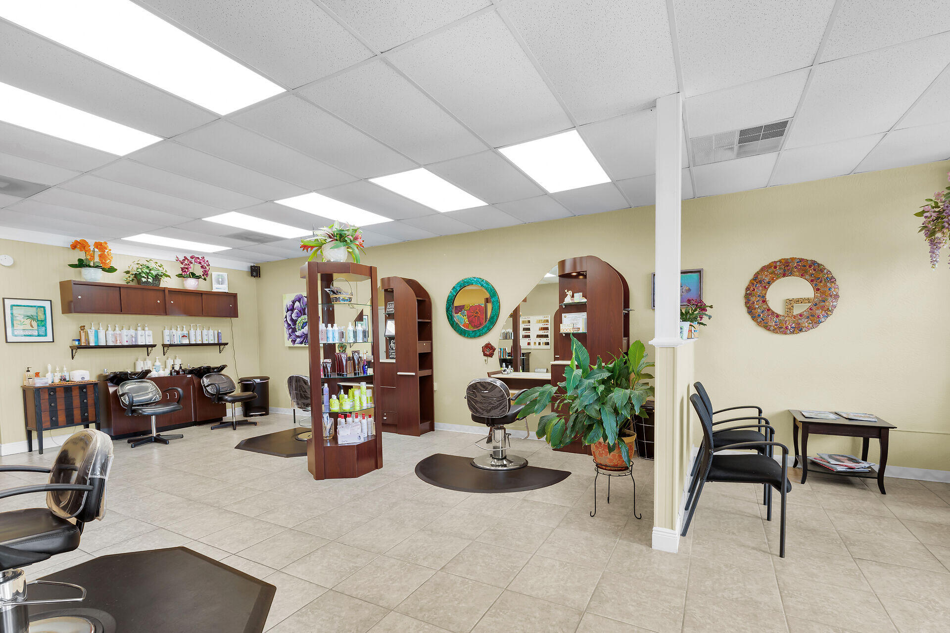 89015 Overseas Highway Unit: 4