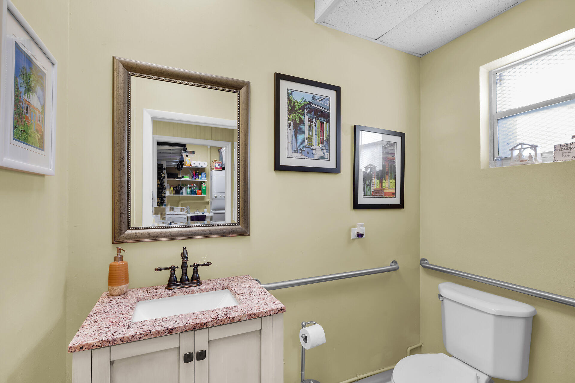 89015 Overseas Highway Unit: 4