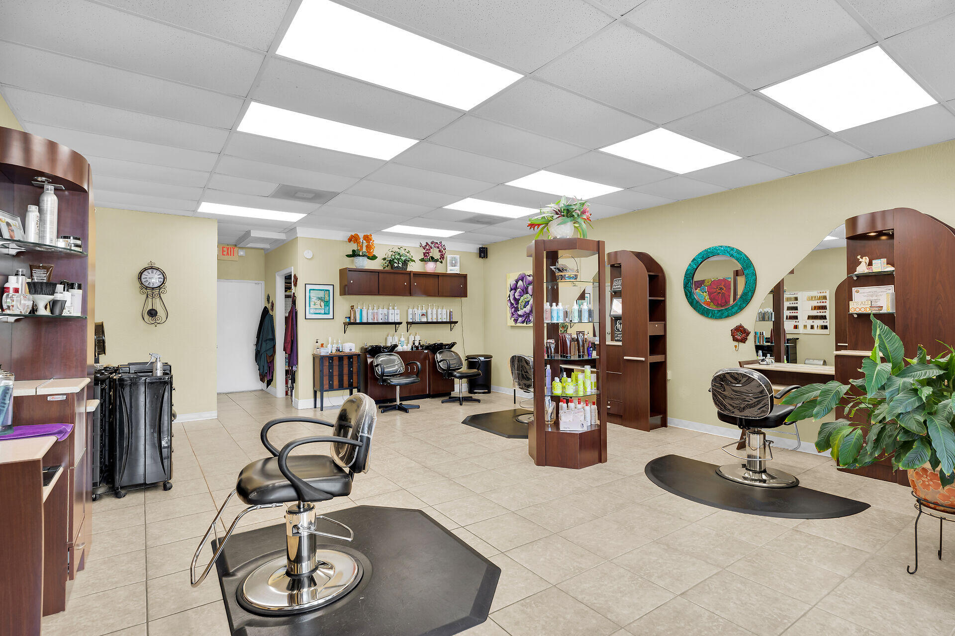 89015 Overseas Highway Unit: 4