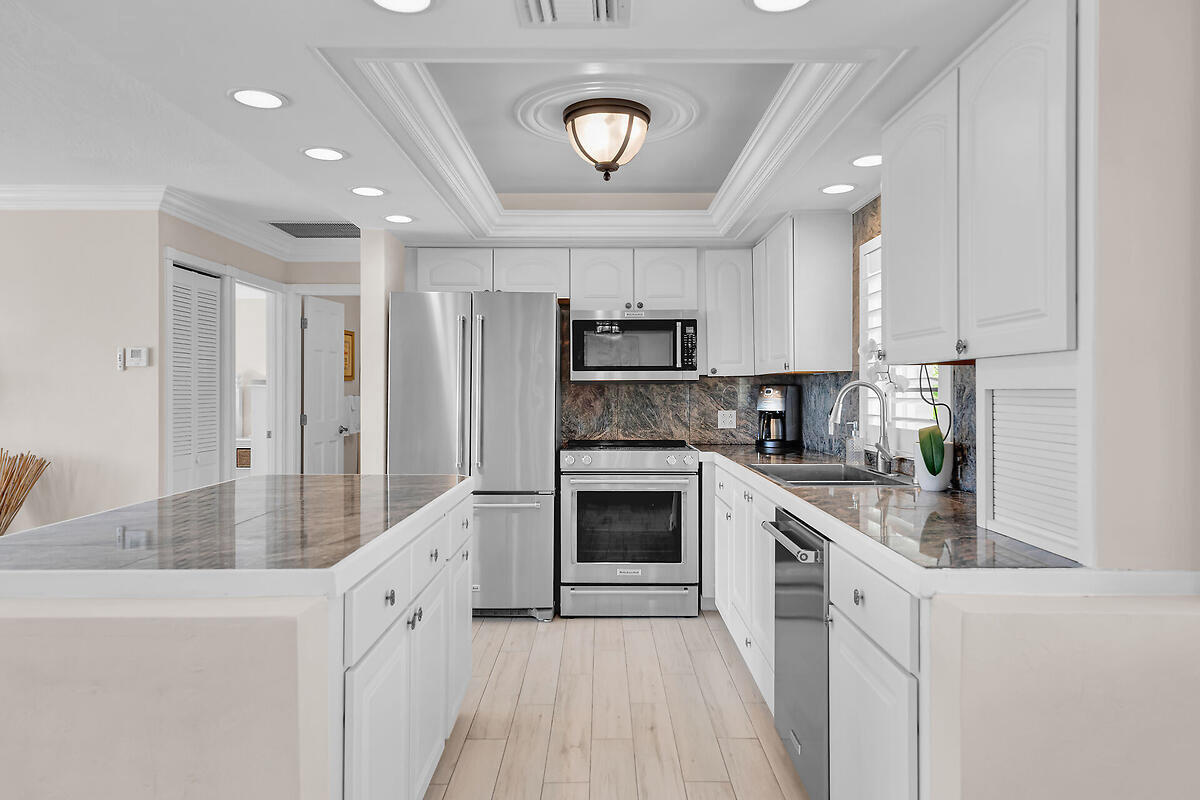106 San Juan Drive Unit: & Boat Slip