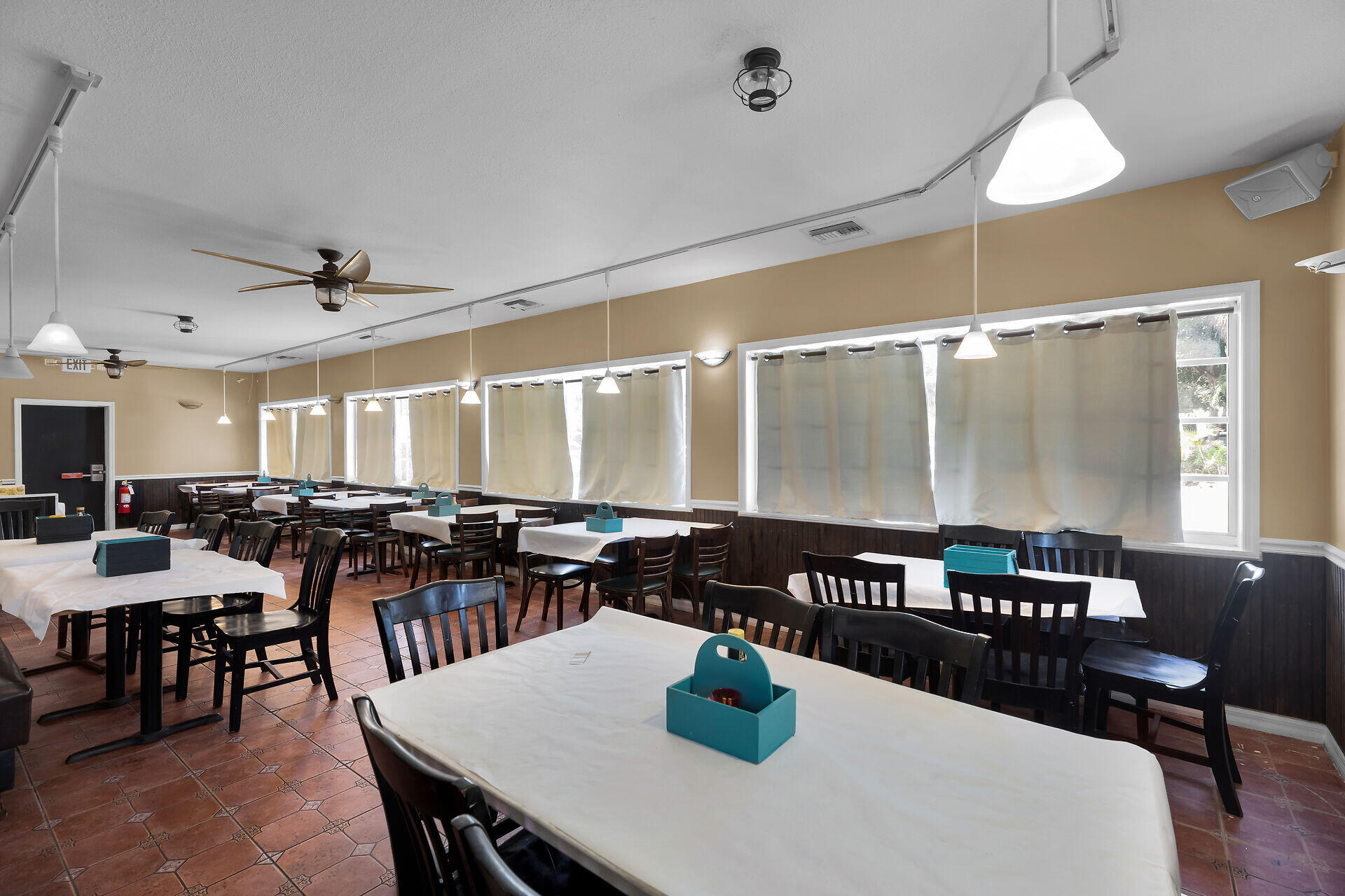 81901 Overseas Highway