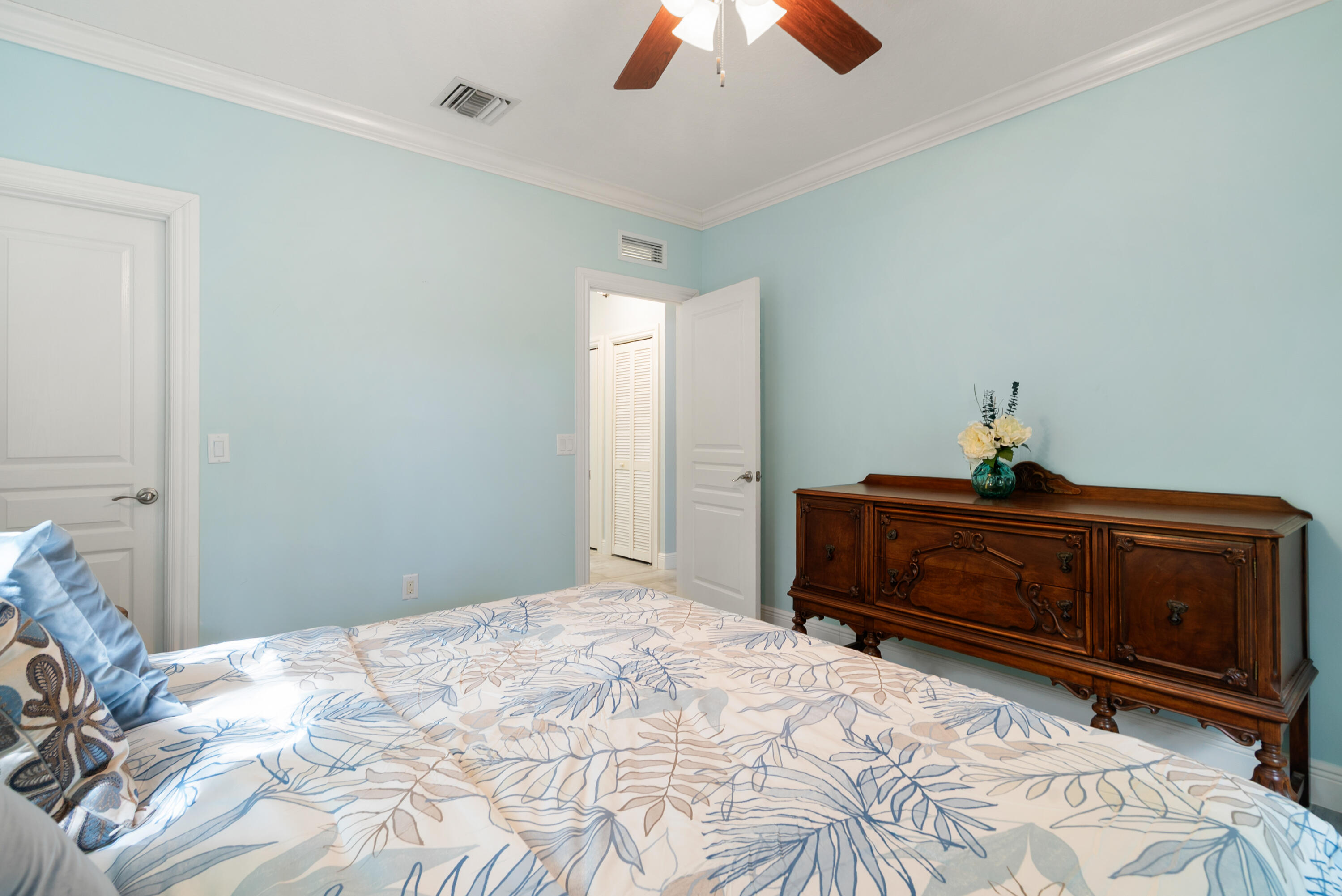 143 Indian Mound Trail