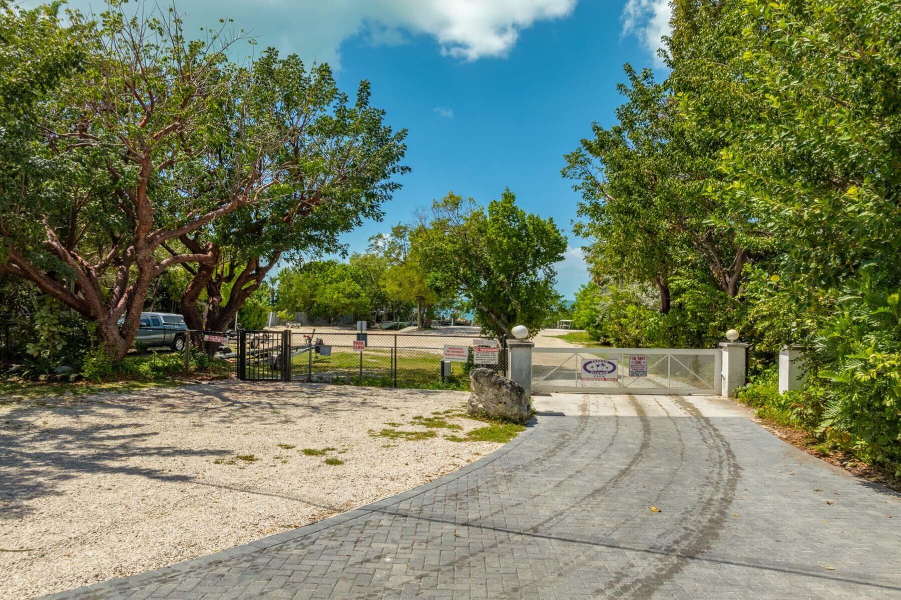 131 Indian Mound Trail