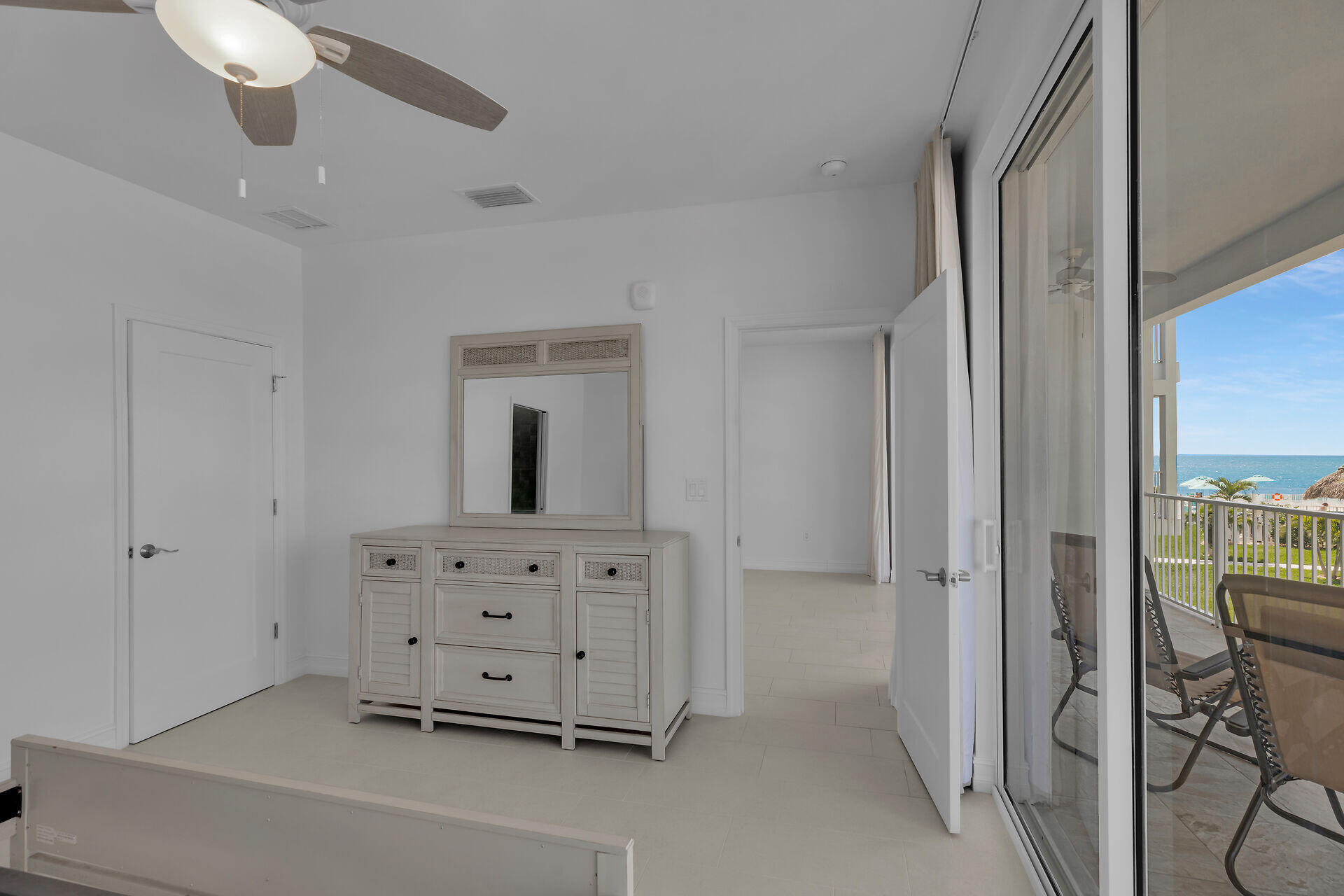 501 E Ocean Drive Unit: 17
