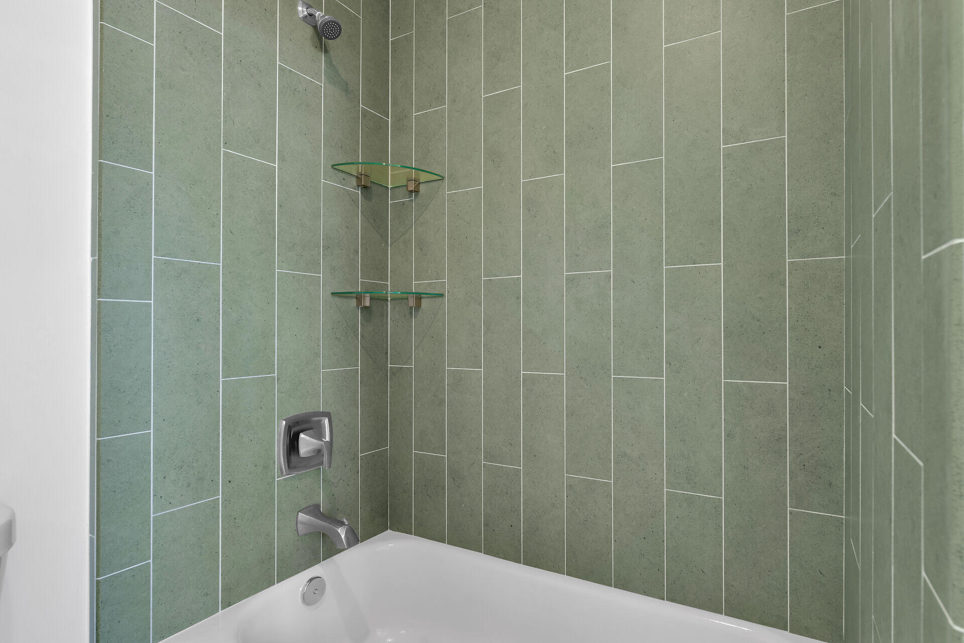 501 E Ocean Drive Unit: 17