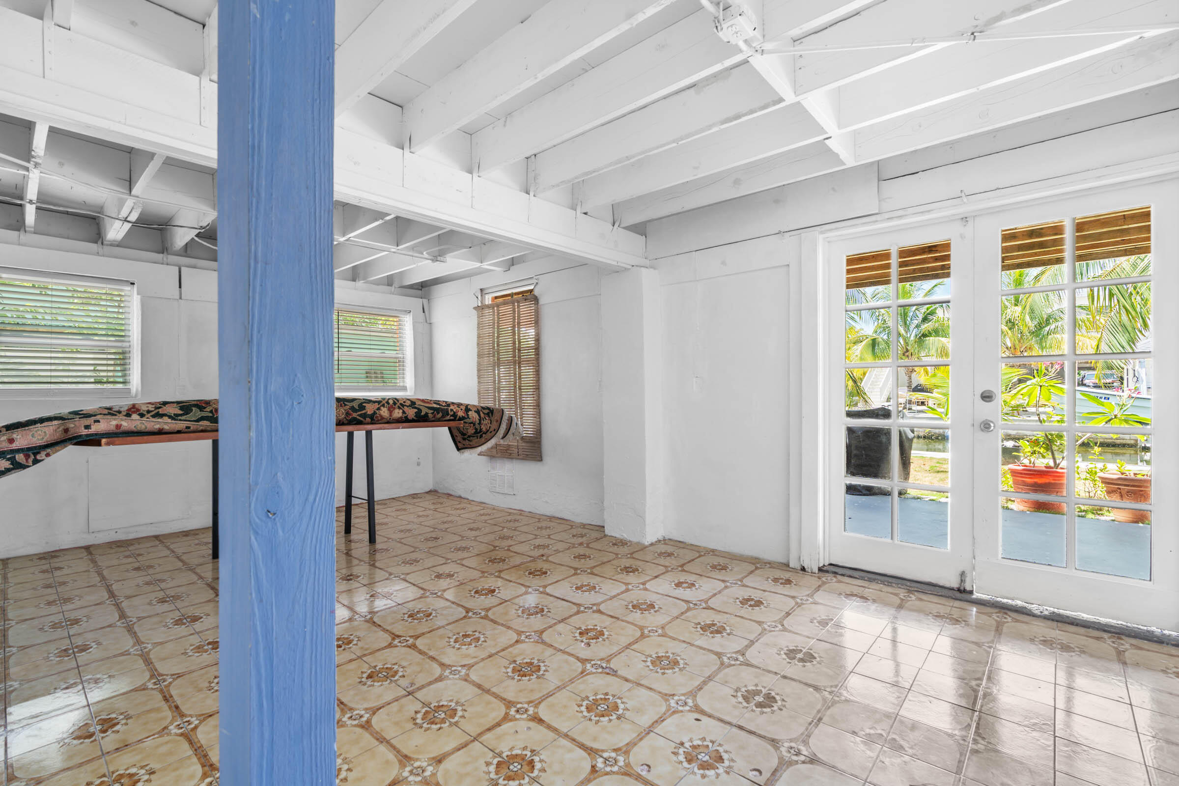 22852 John Silver Lane