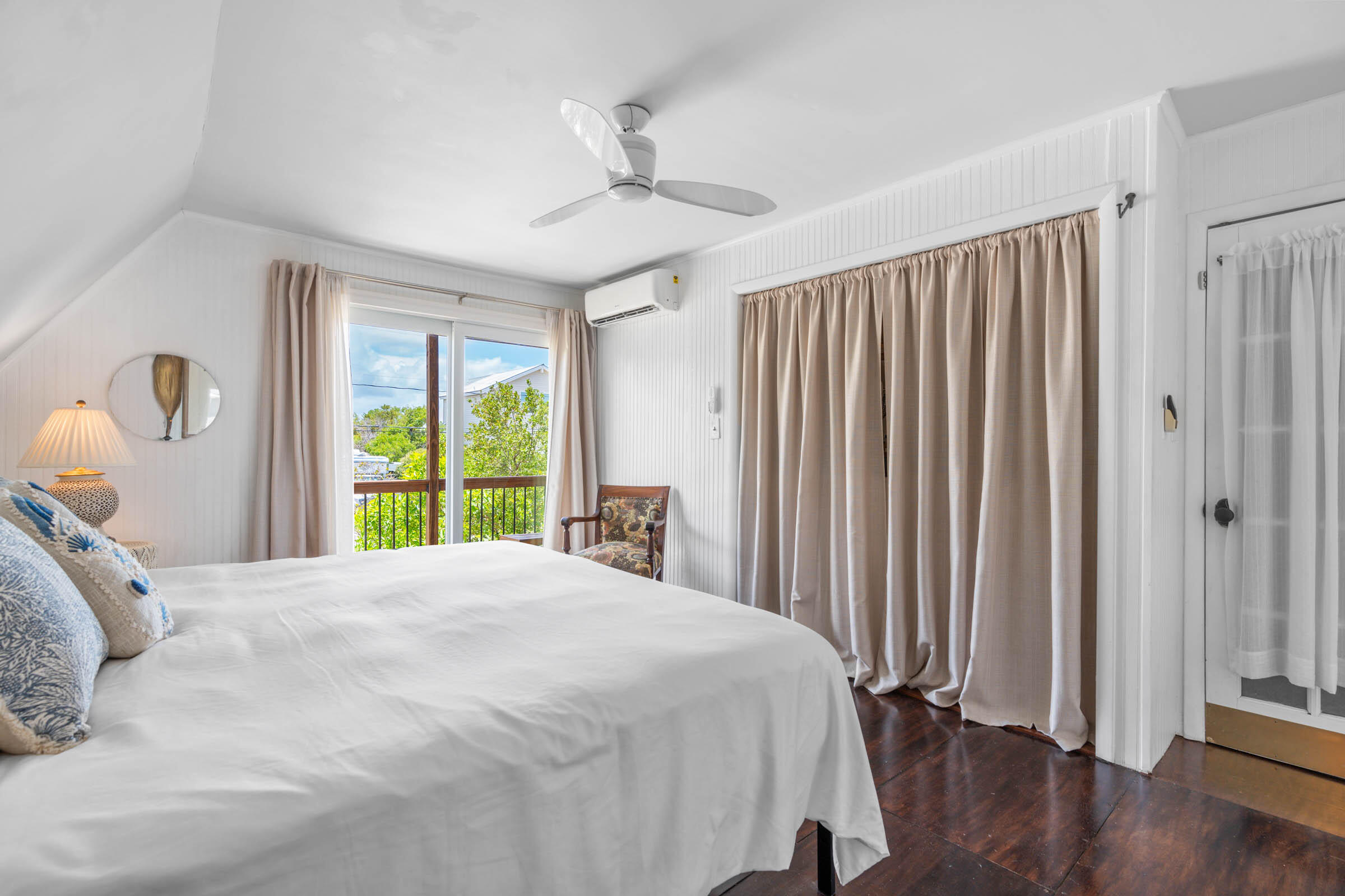 22852 John Silver Lane