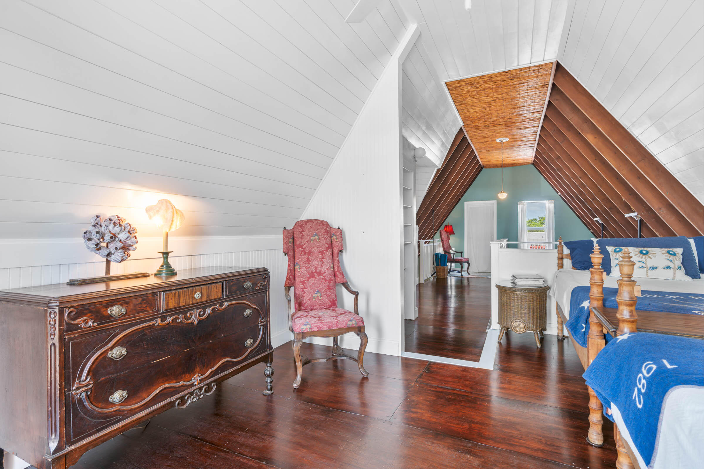 22852 John Silver Lane