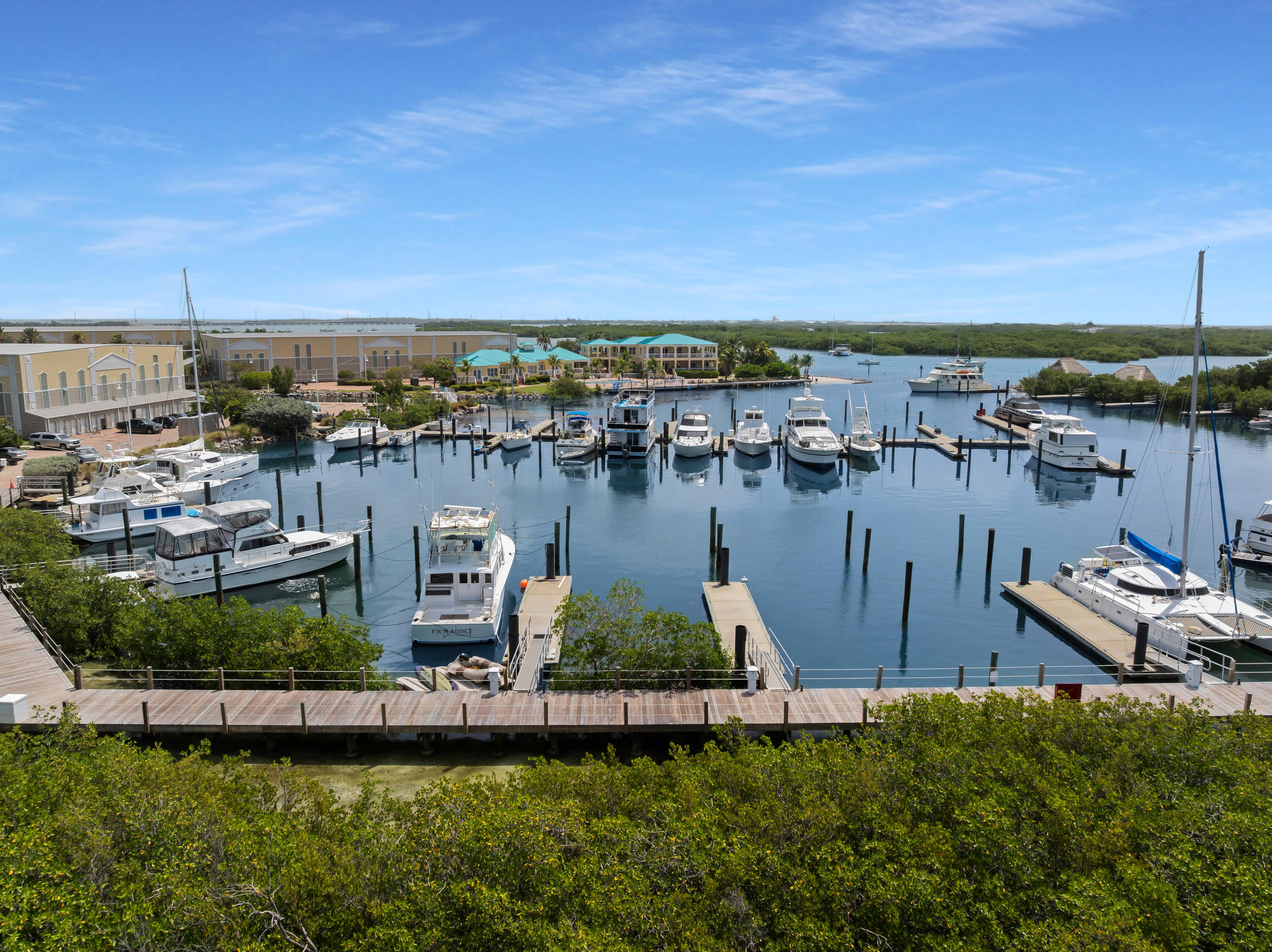 6000 Peninsular Avenue Unit: LU28