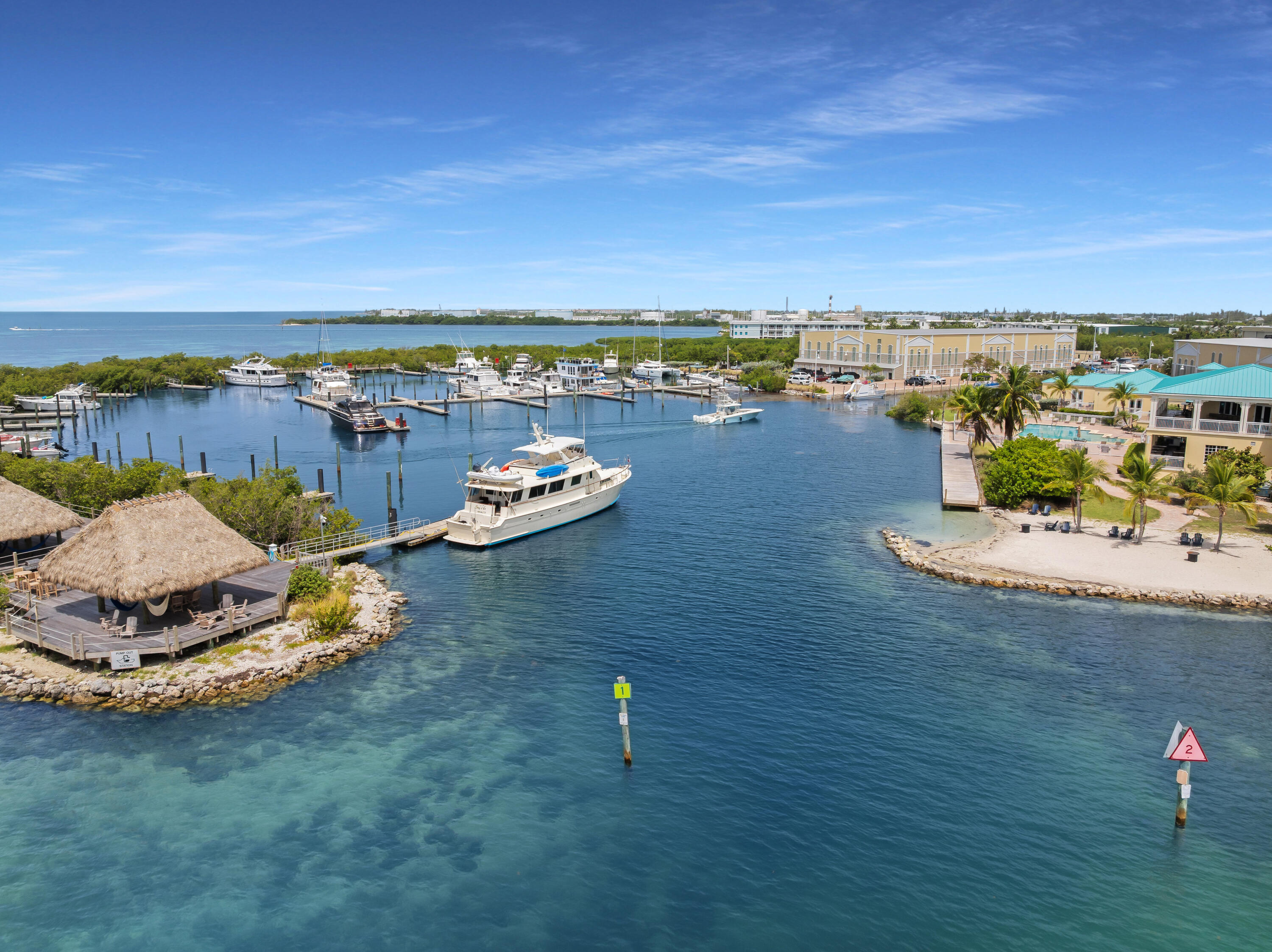 6000 Peninsular Avenue Unit: LU28