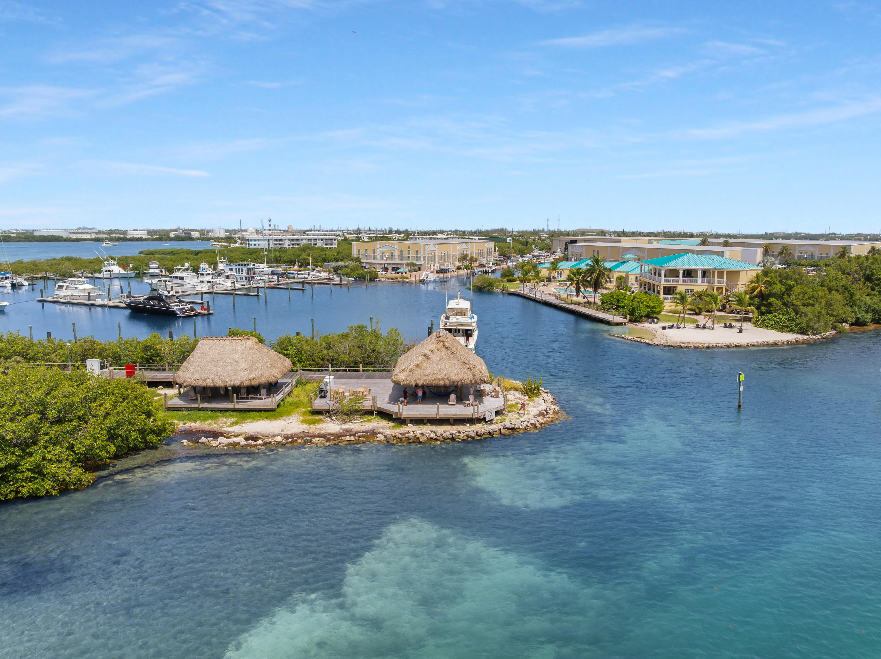 6000 Peninsular Avenue Unit: LU28