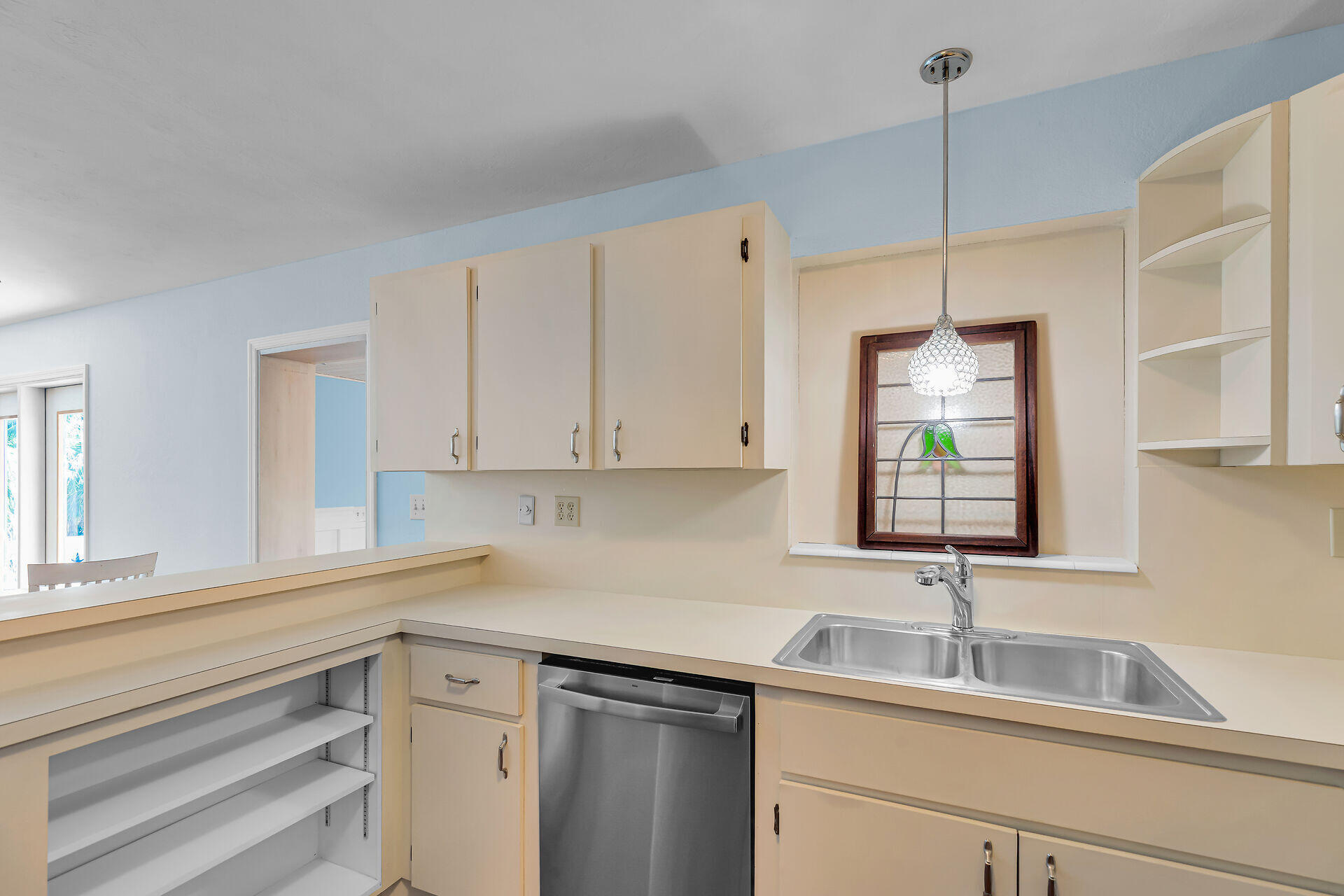 21855 Spain Boulevard