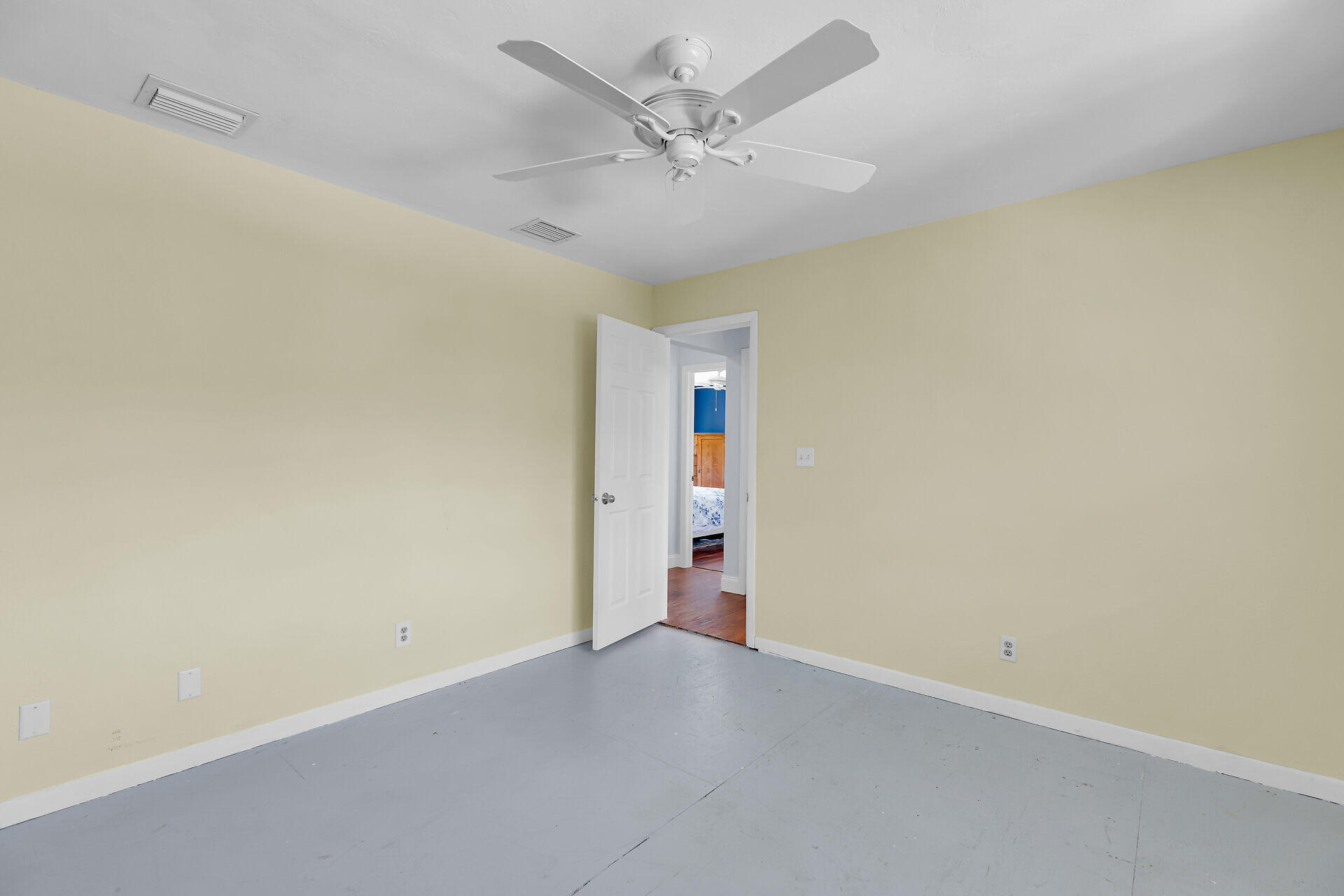 21855 Spain Boulevard