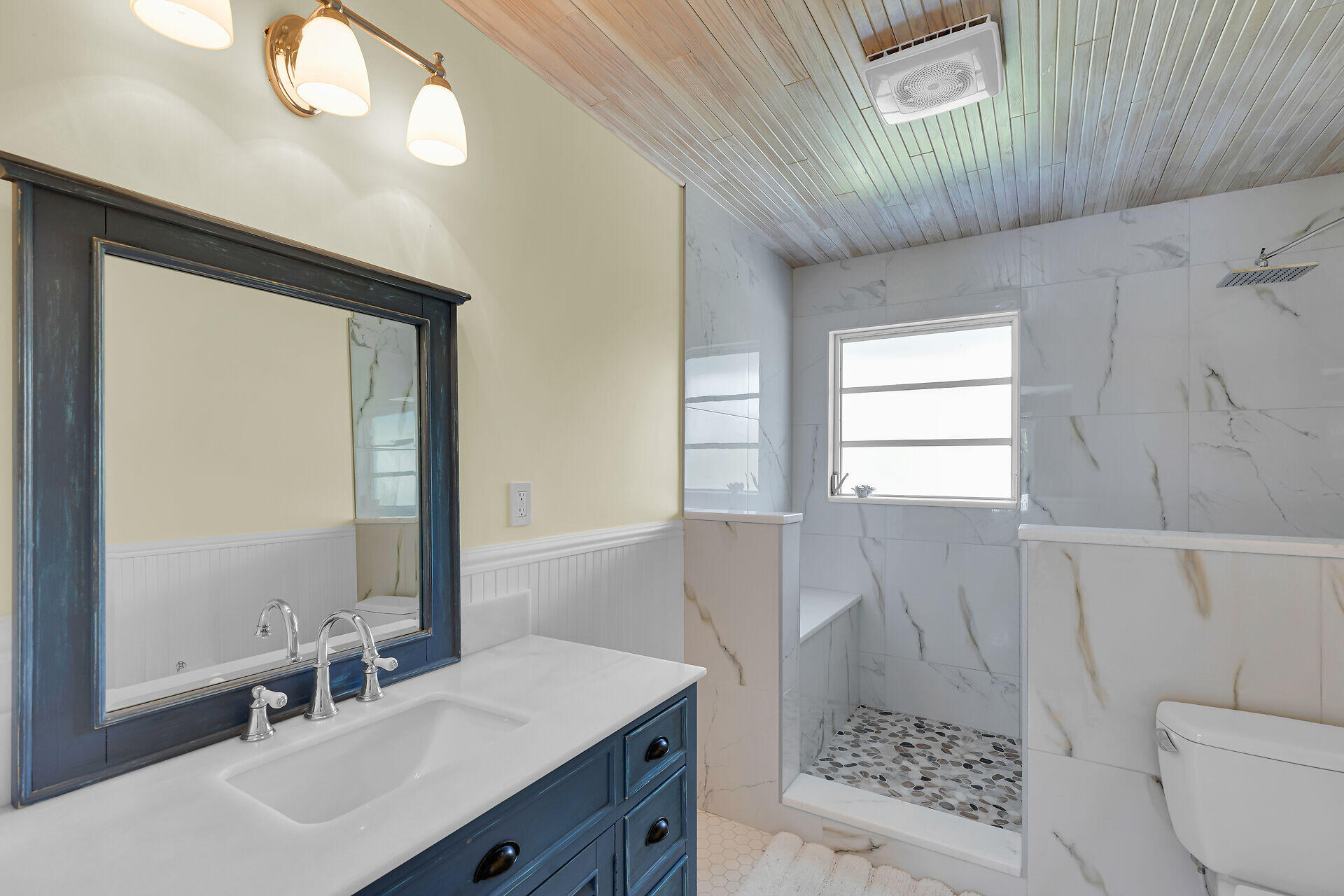 21855 Spain Boulevard