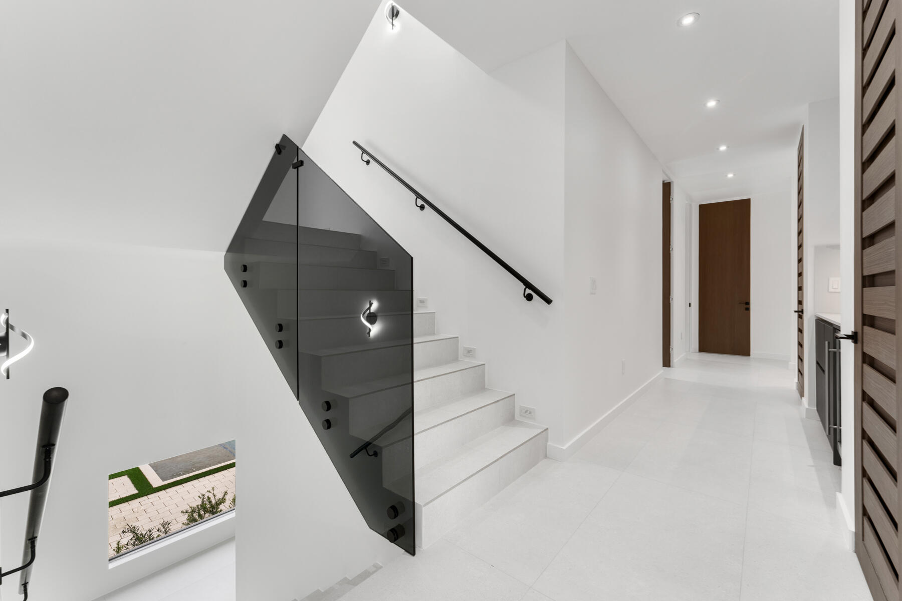 64 Andros Road