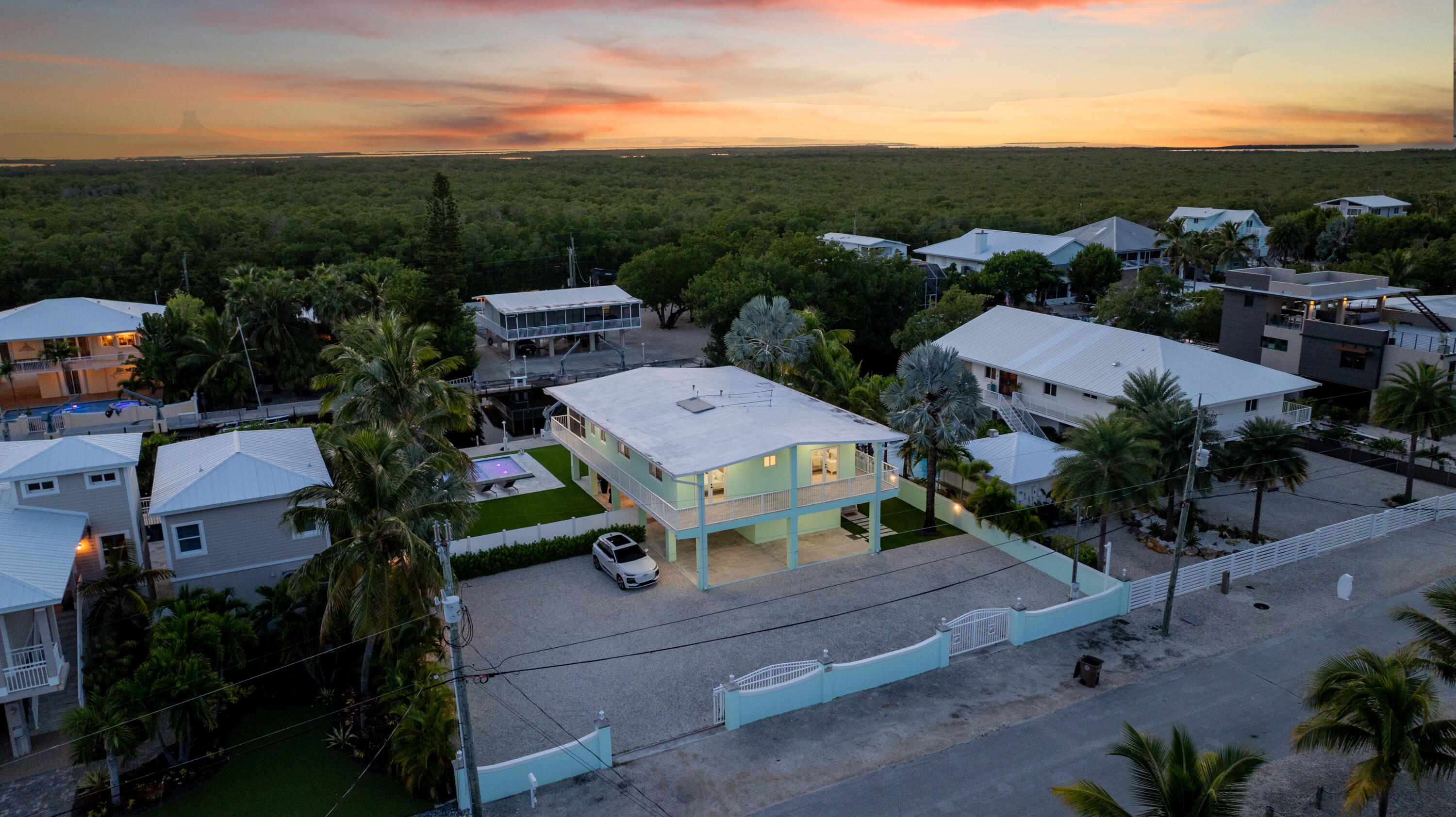 889 Ellen Drive