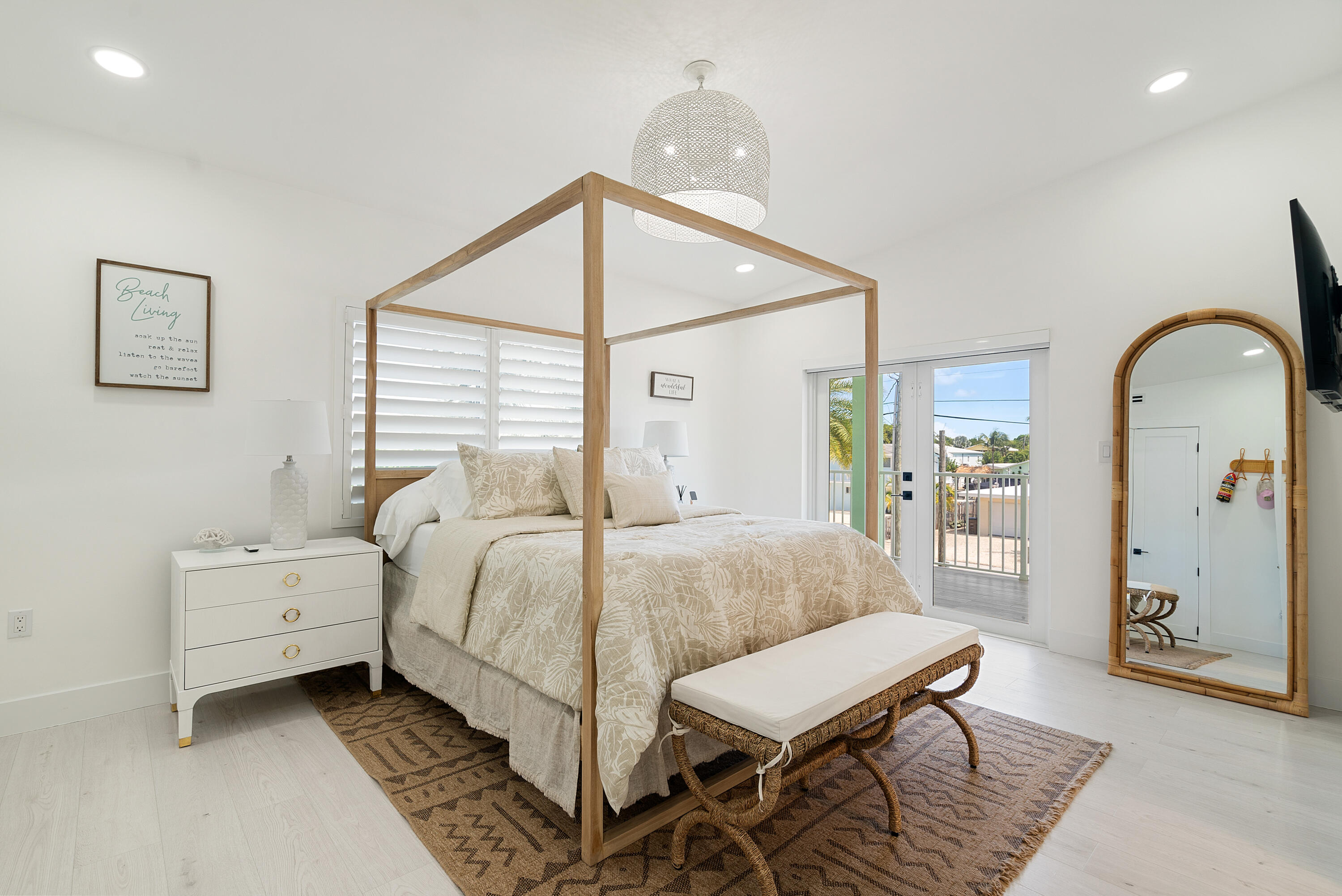 889 Ellen Drive