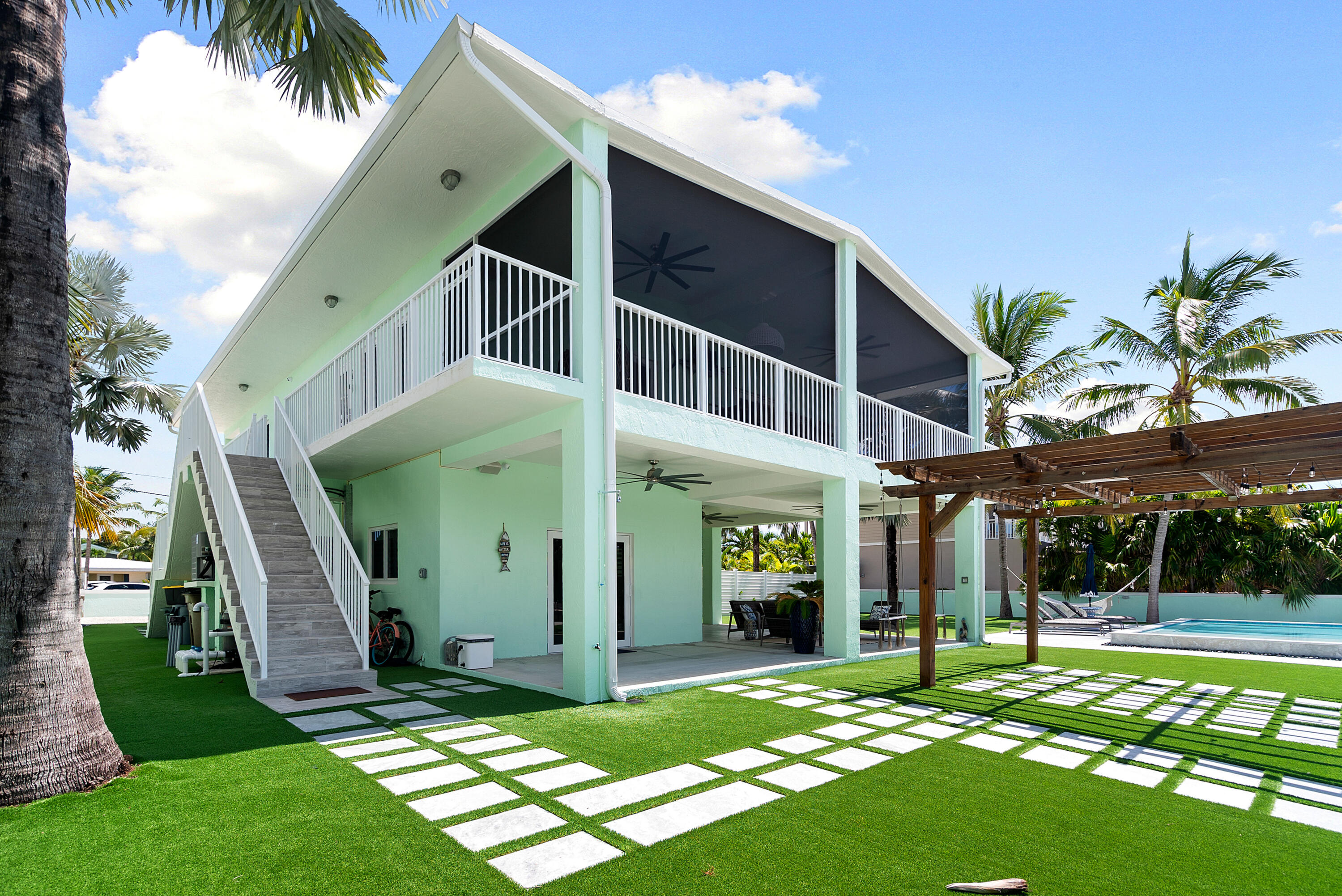 889 Ellen Drive