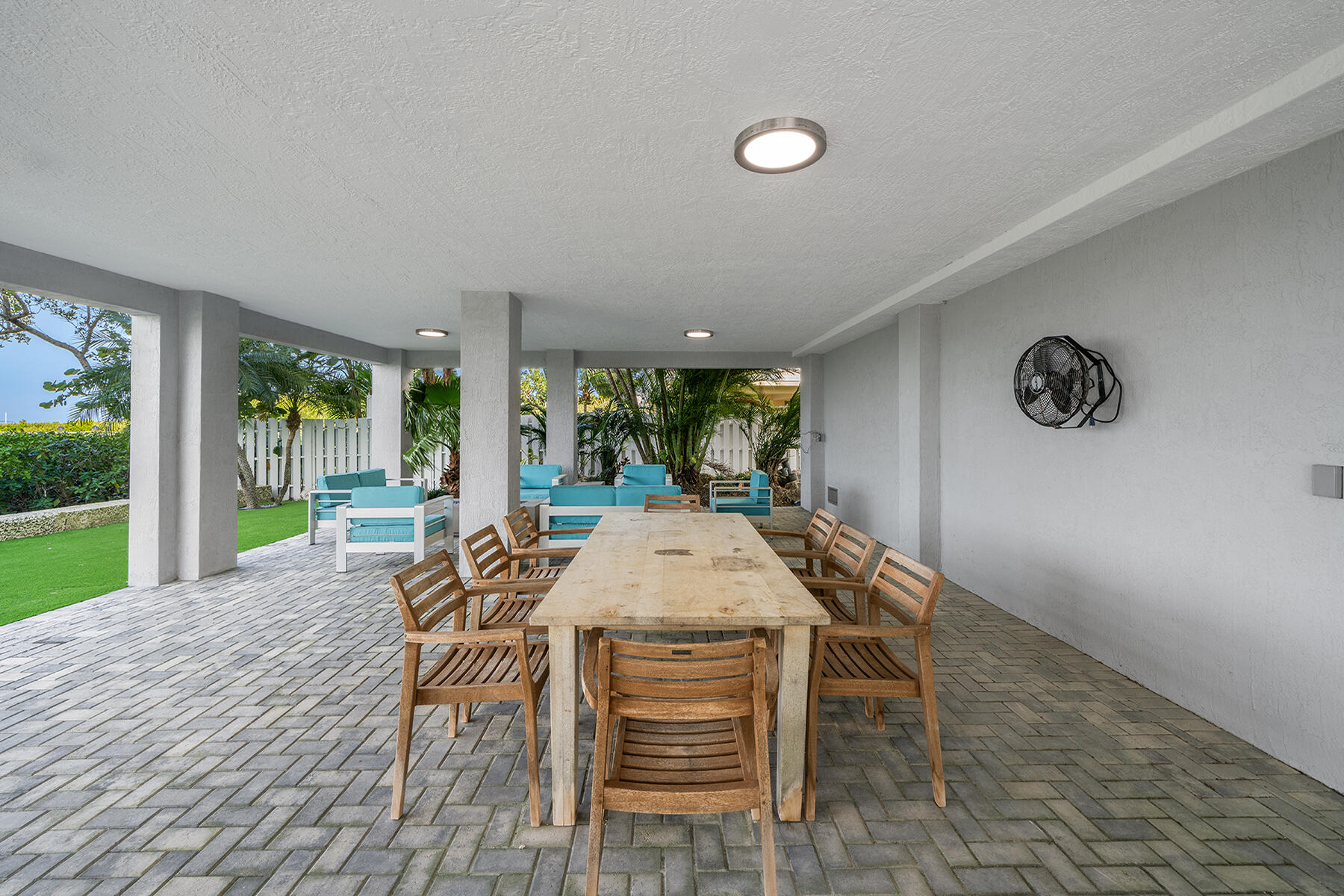 108 N Bounty Lane