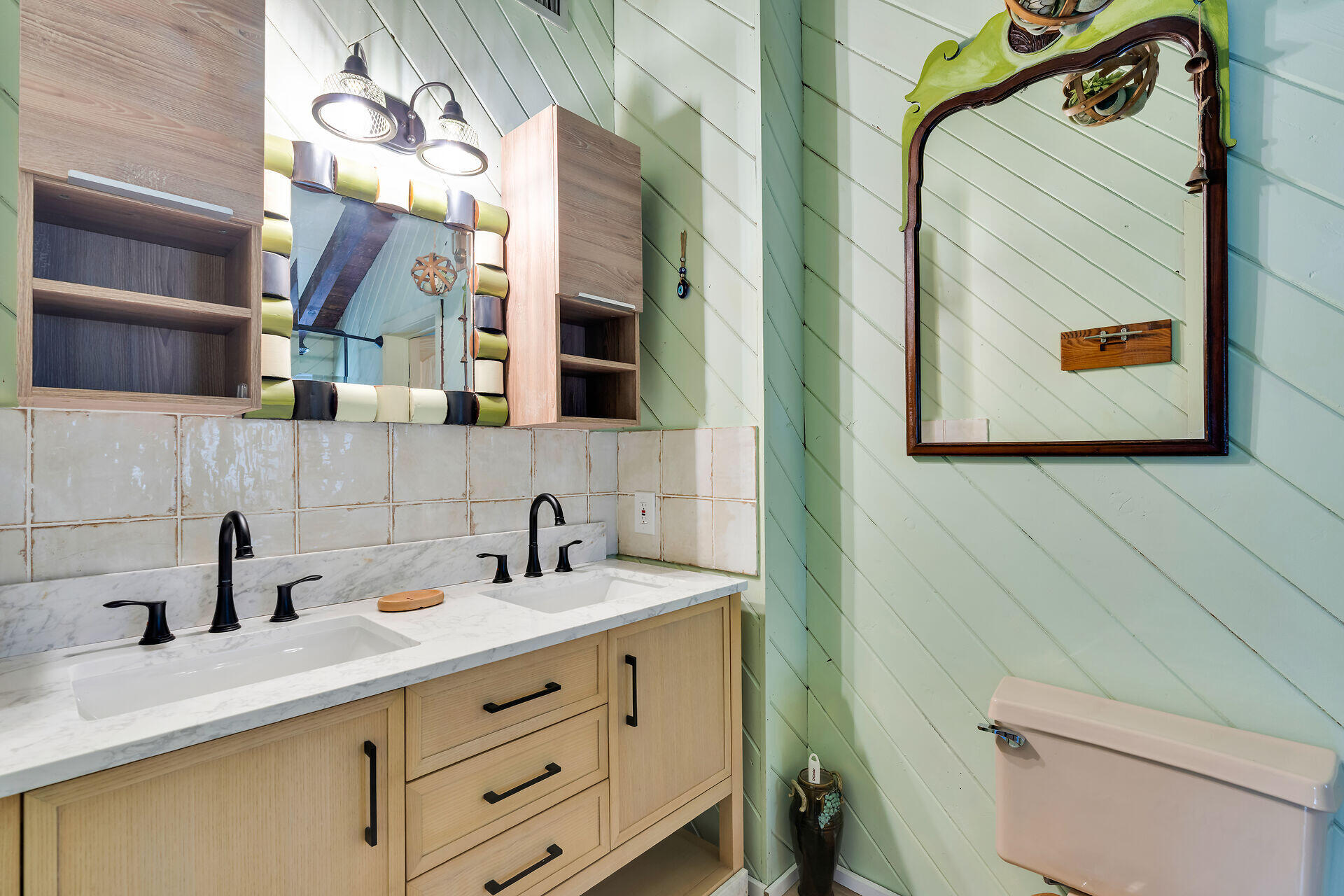 22542 Jolly Roger Drive