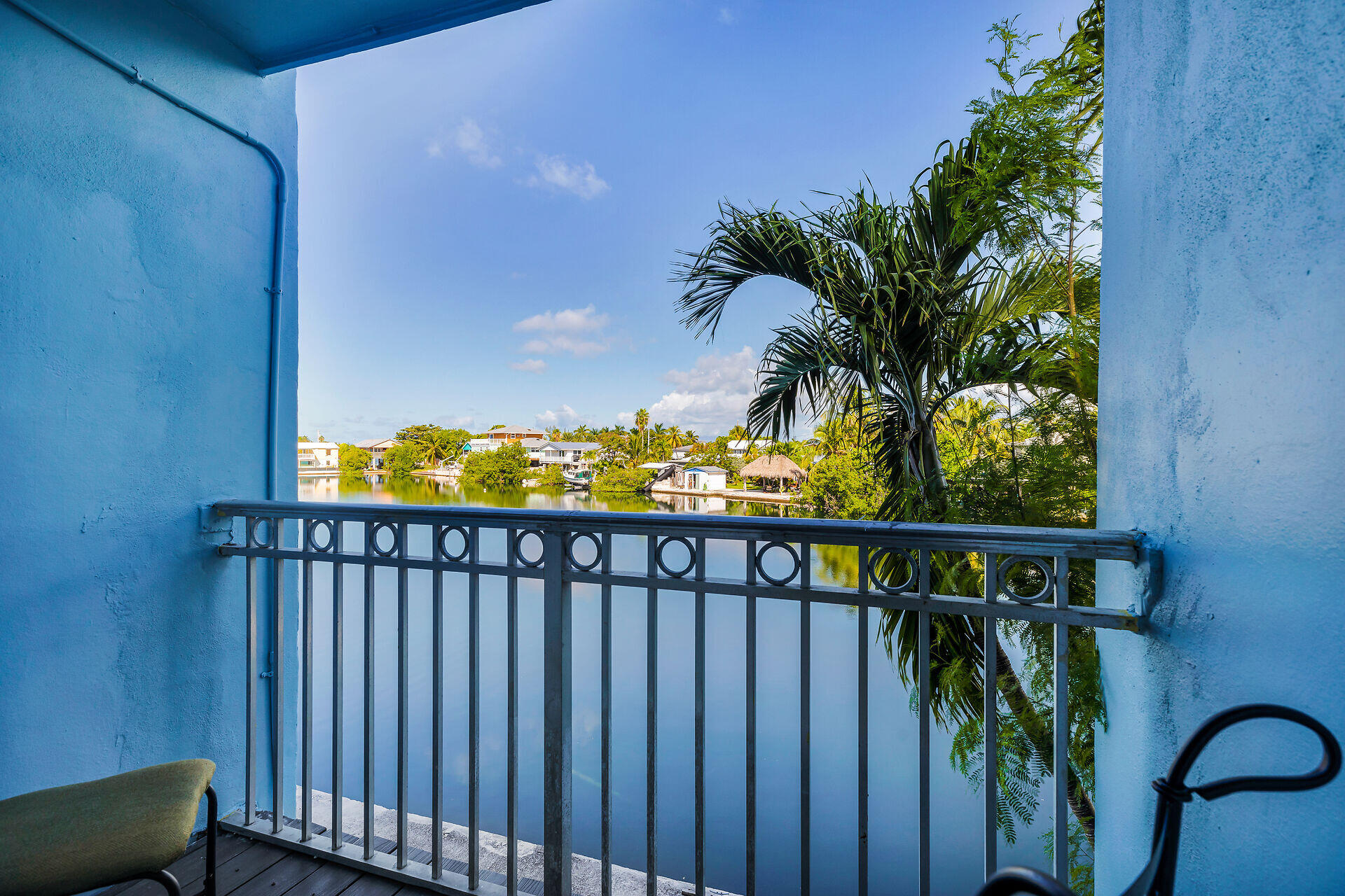 201 Coppitt Road Unit: 202C