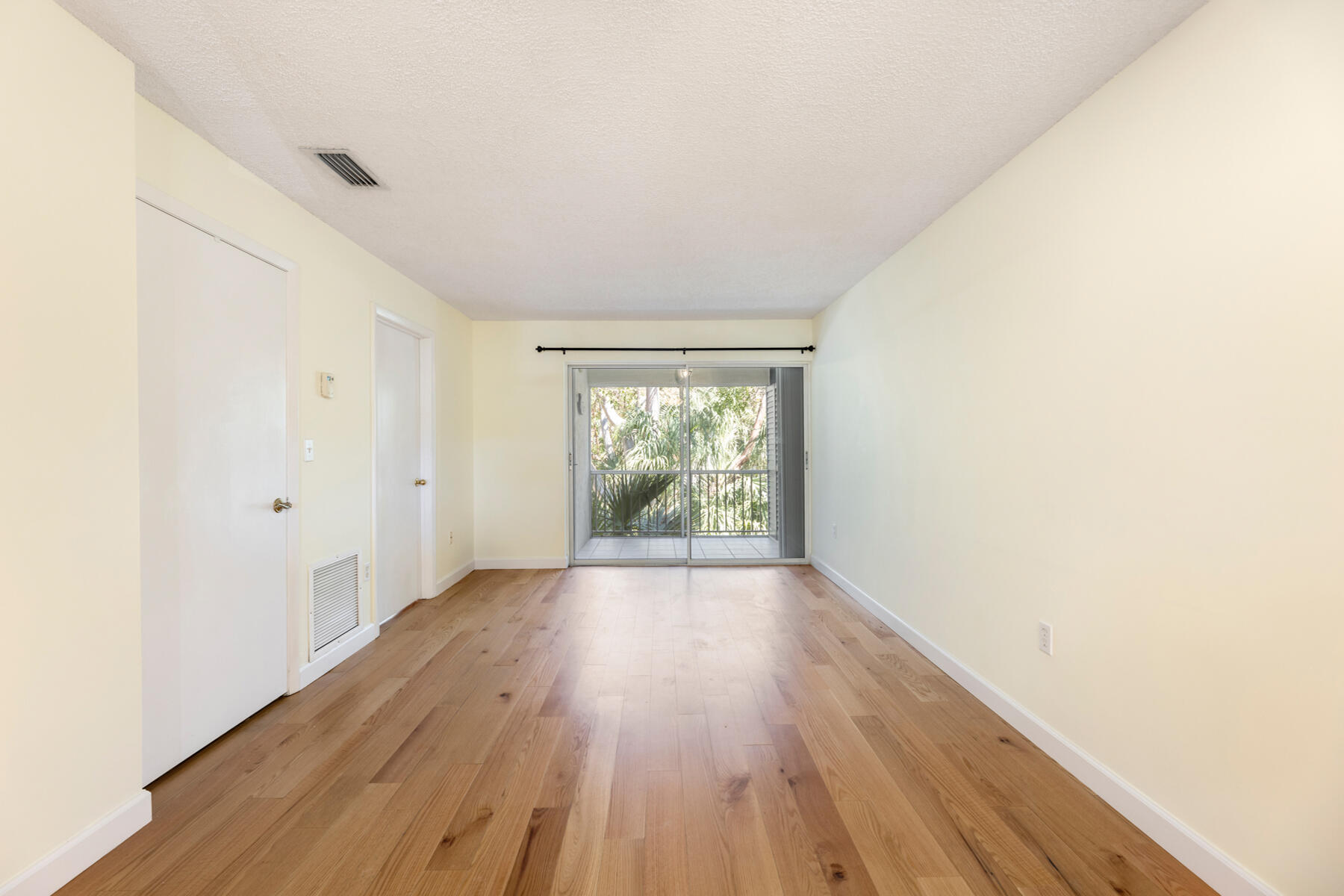 98202 Windward Avenue