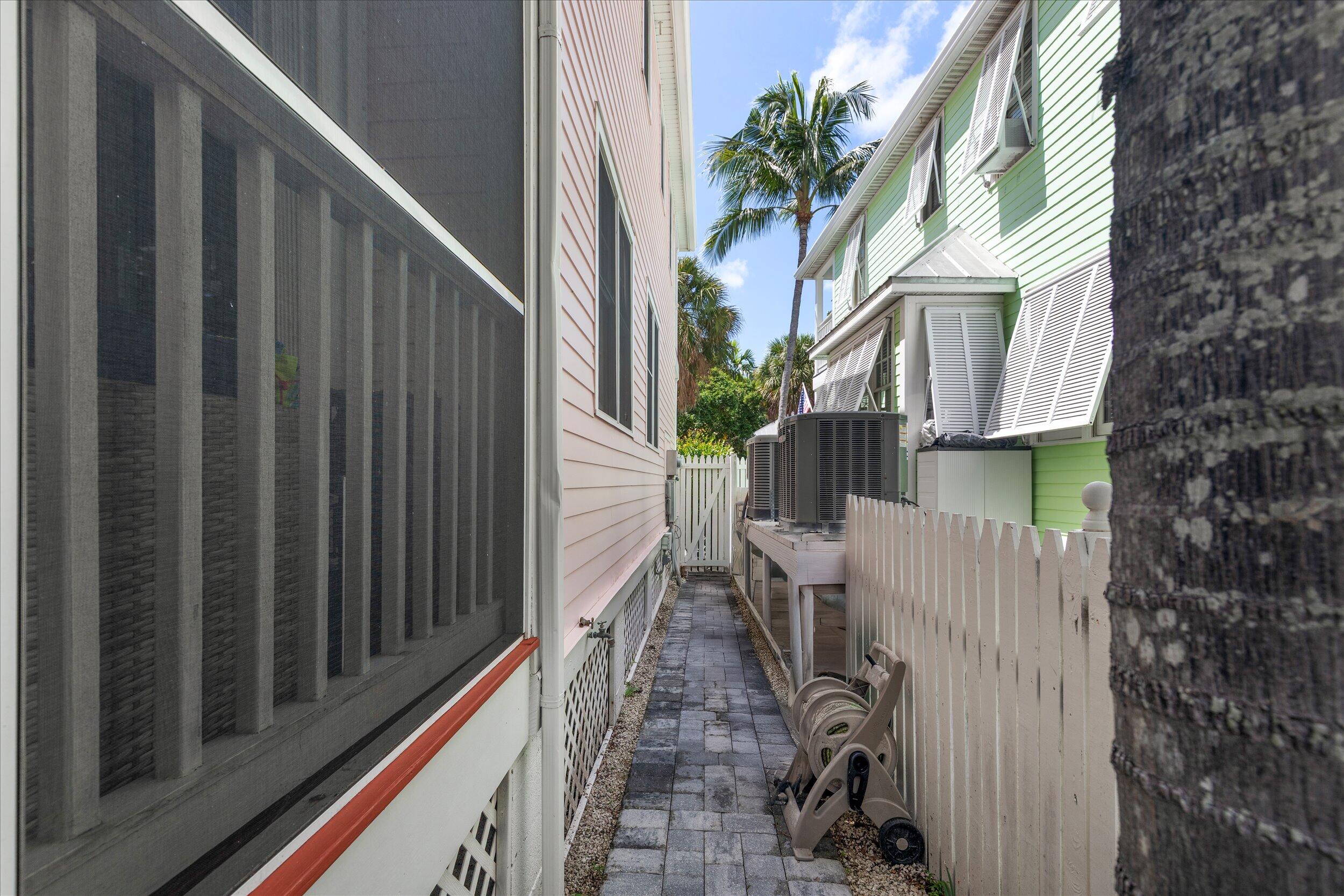 45 Spoonbill Way