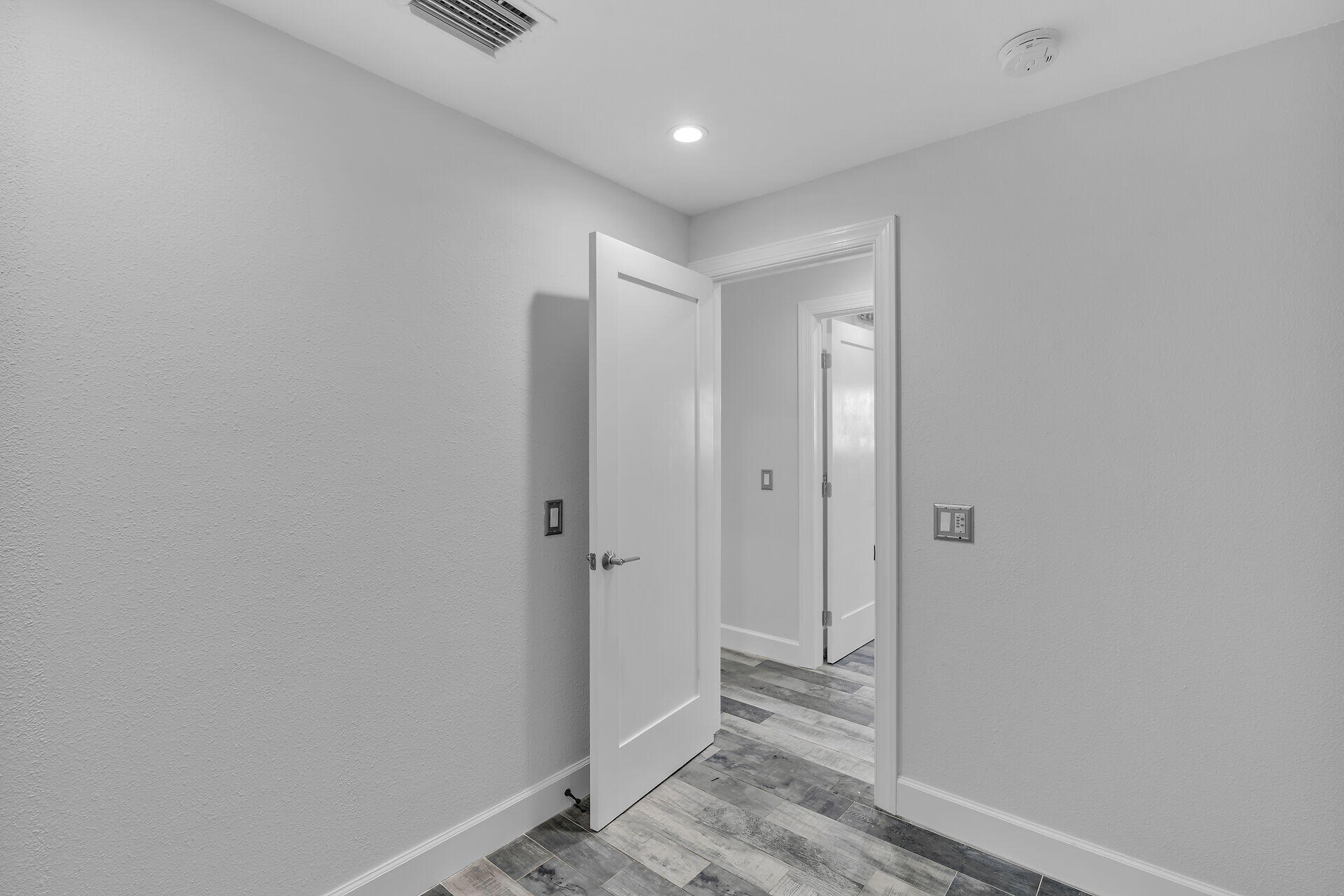 33D 11Th Avenue