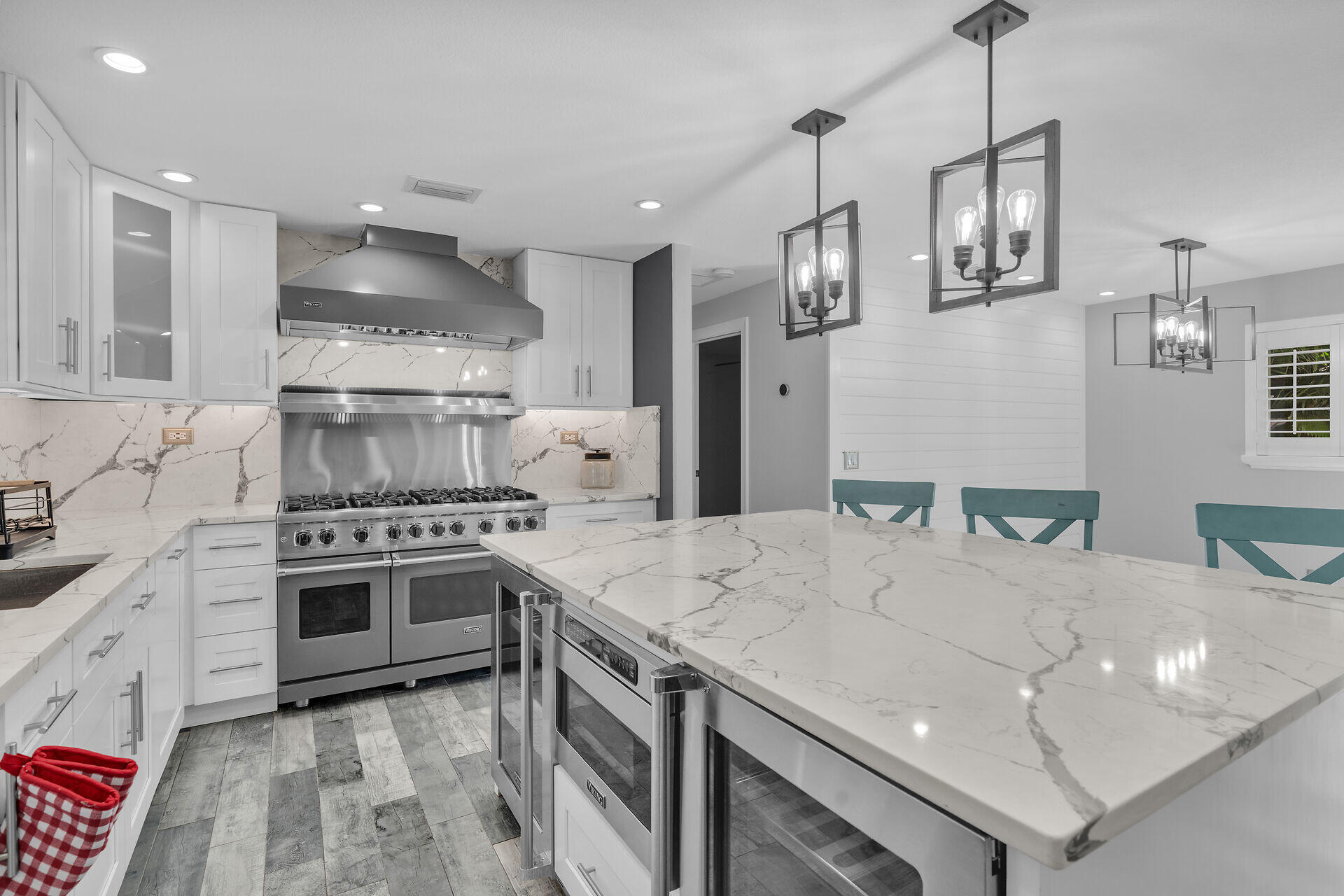 33D 11Th Avenue