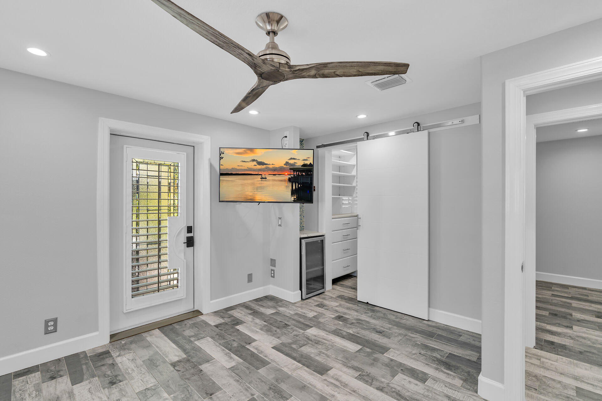 33D 11Th Avenue