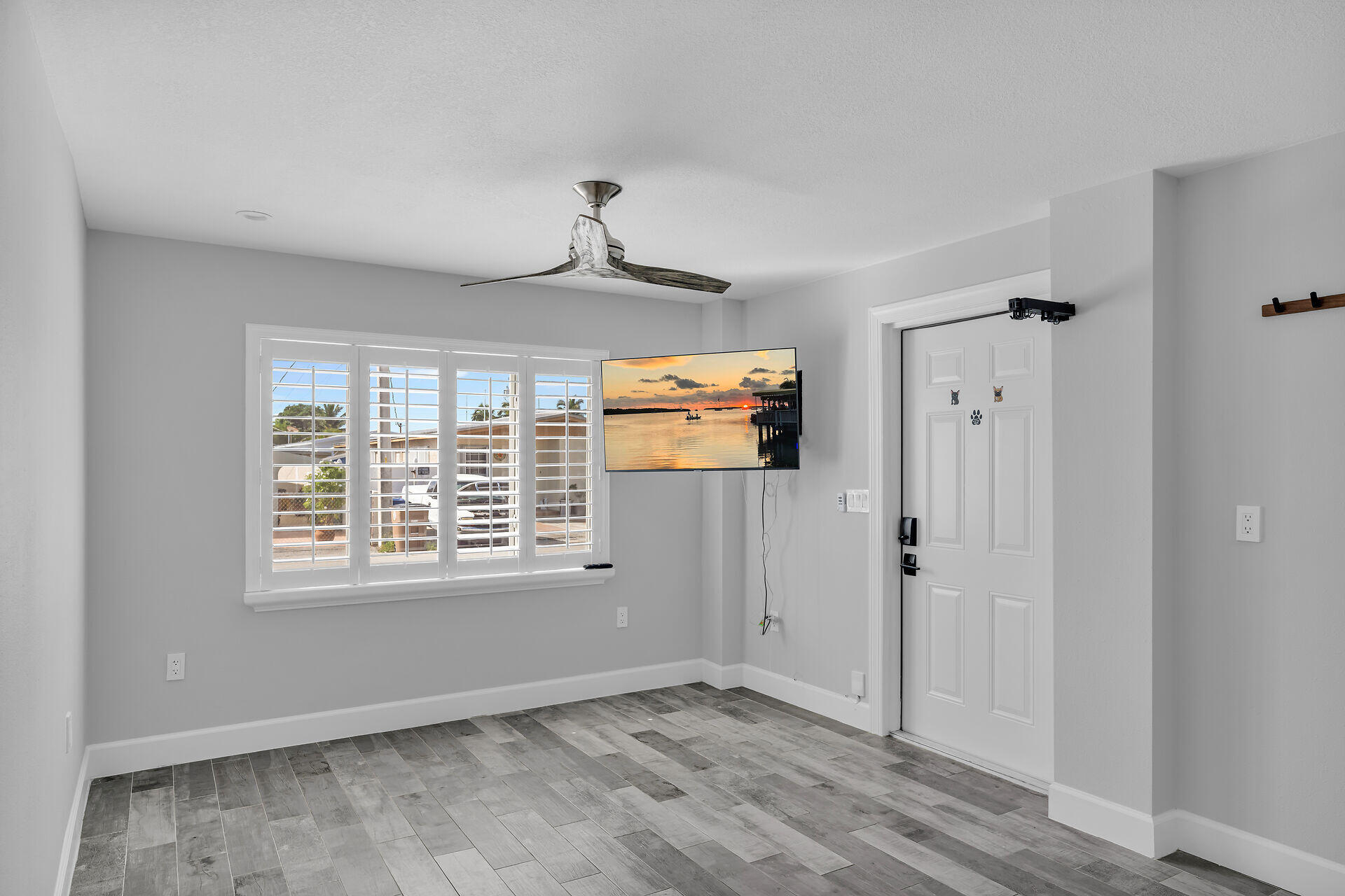 33D 11Th Avenue
