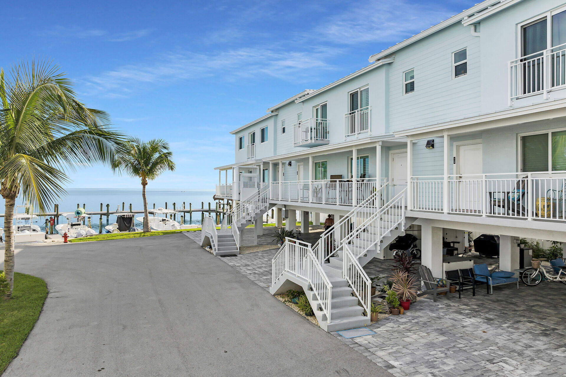 10877 Overseas Highway Unit: 120