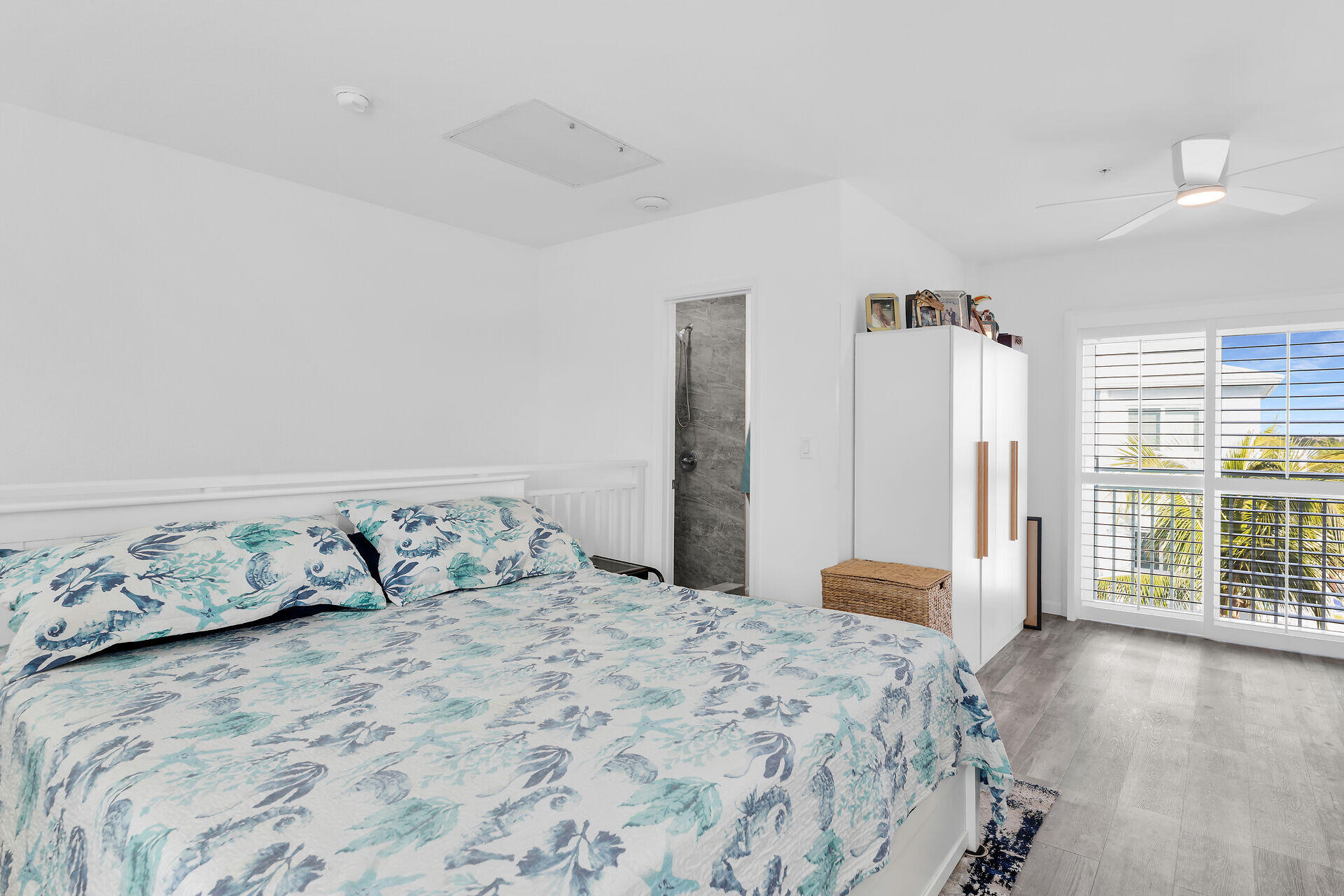 10877 Overseas Highway Unit: 120